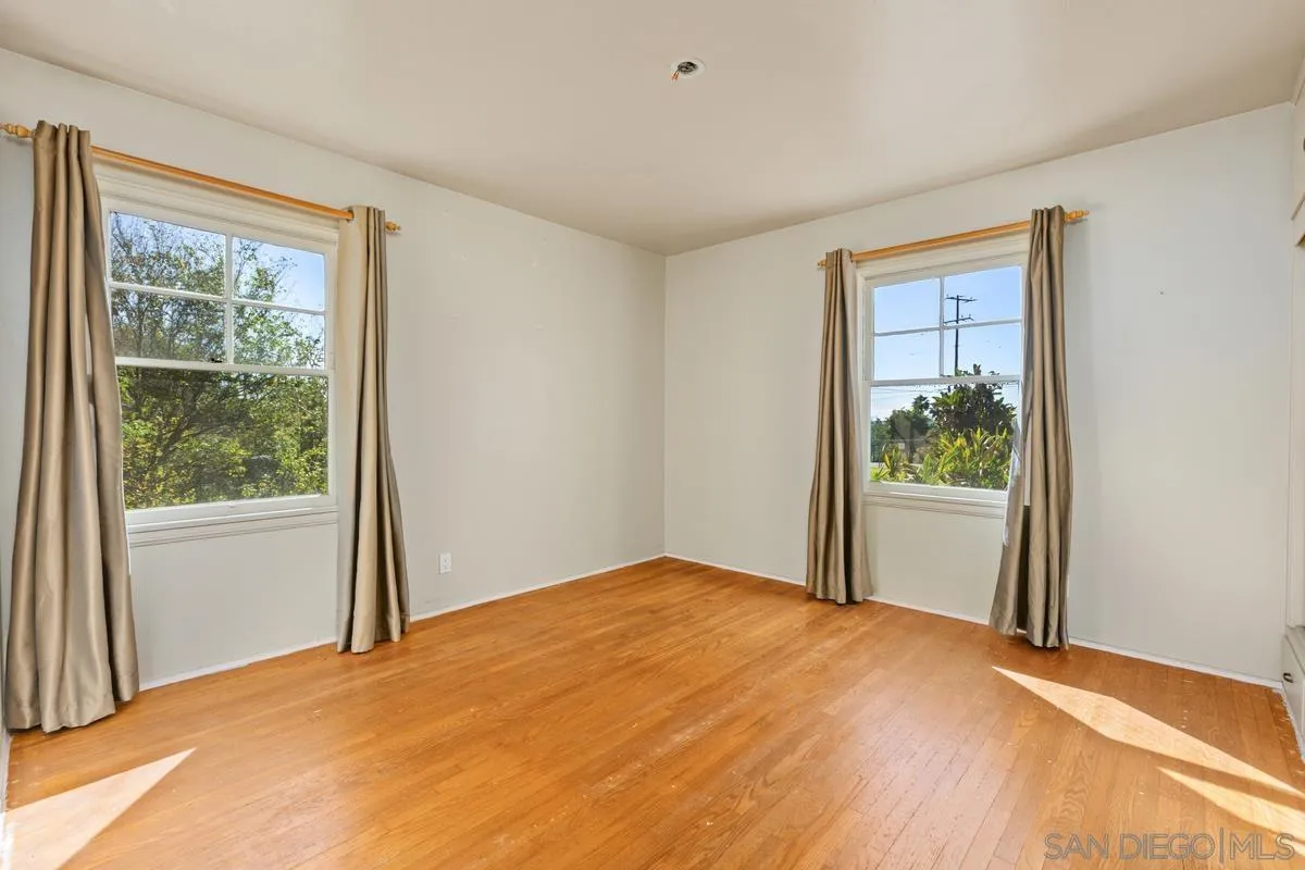 https://cdn.realtyfeed.com/cdn/127/260004930/69c452dcc949b504da0f0a41484fa18f.webp