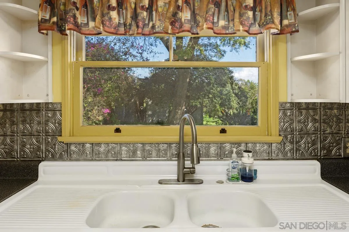 https://cdn.realtyfeed.com/cdn/127/260004930/f47ffb02b61a914a4f8bf268611c502b.webp
