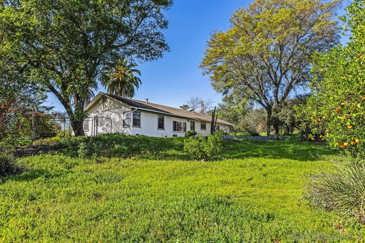 https://cdn.realtyfeed.com/cdn/127/260004930/ff84f8000c7db0d039f03ca622b8c29b.webp