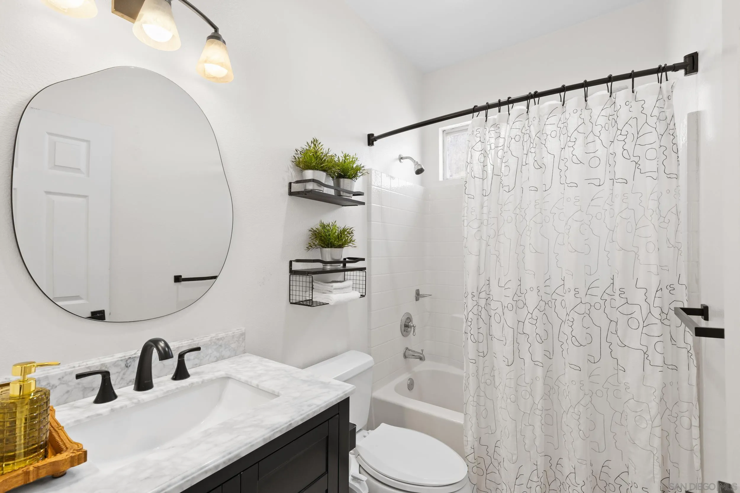 https://cdn.realtyfeed.com/cdn/127/260004932/6e3094a4d644b6060ef6d2013b197742.webp