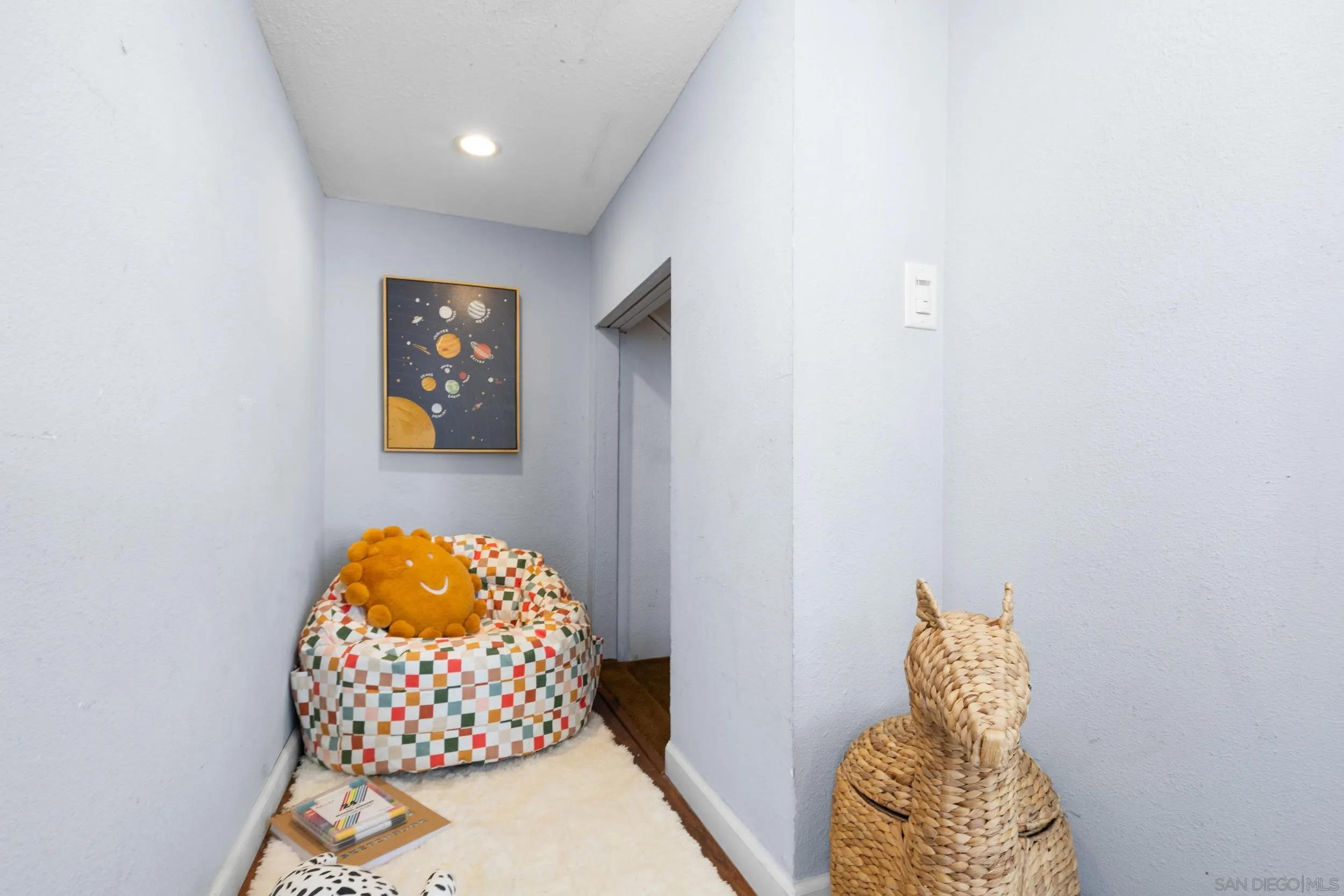 https://cdn.realtyfeed.com/cdn/127/260004932/81c76985696814eeb770aa0d621afaf1.webp