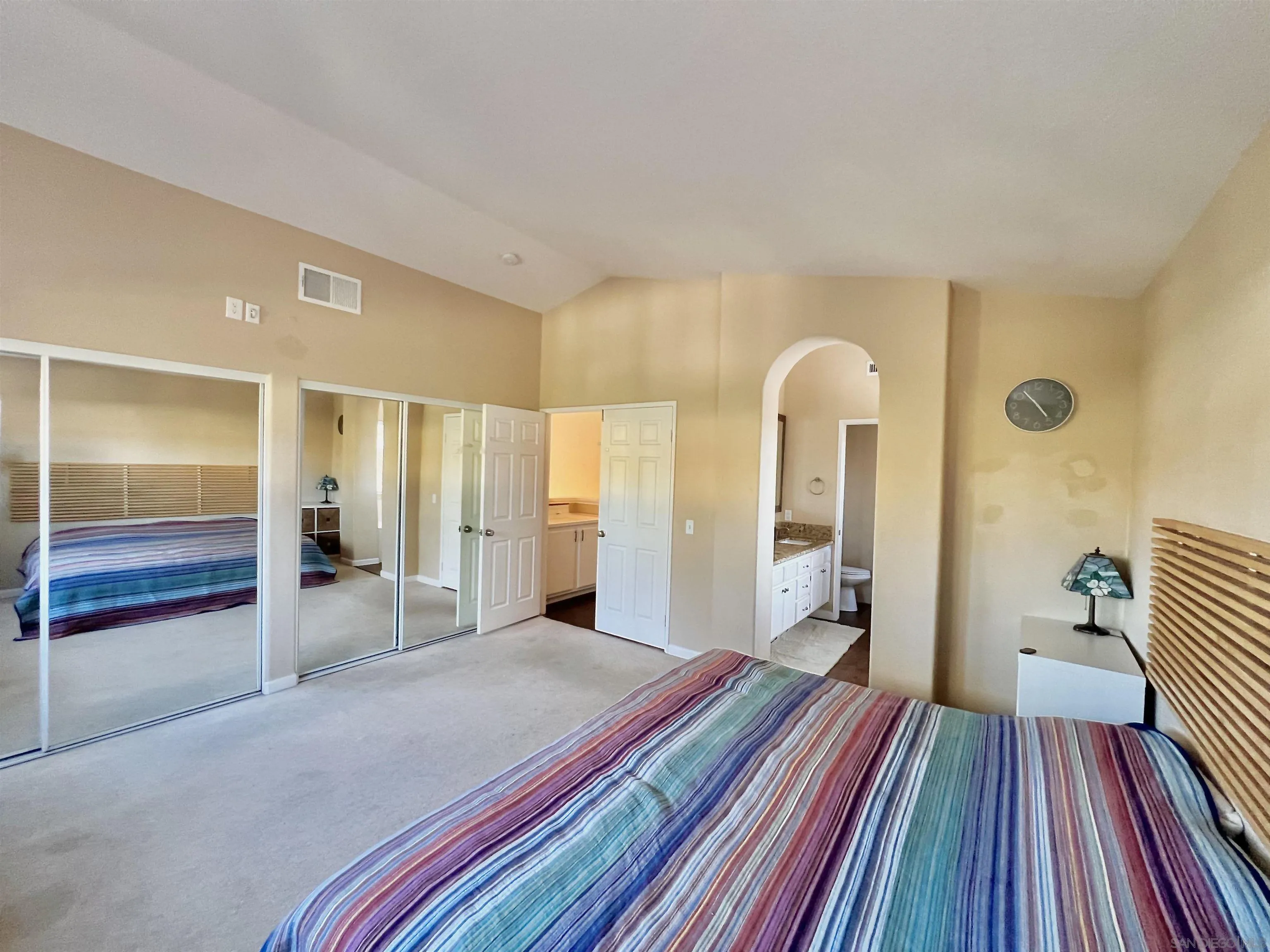 https://cdn.realtyfeed.com/cdn/127/260004933/1639b9fea84e187bff8e7e8b9b210041.webp