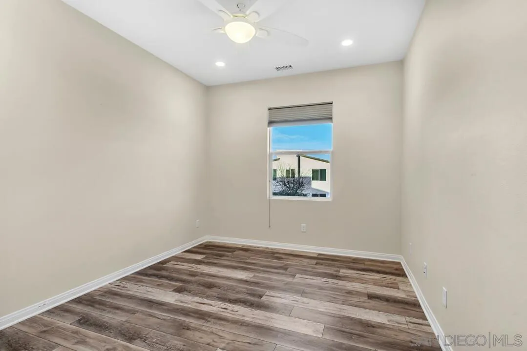 https://cdn.realtyfeed.com/cdn/127/260004934/23db6745c28576c3c3973a69ca7ed618.webp