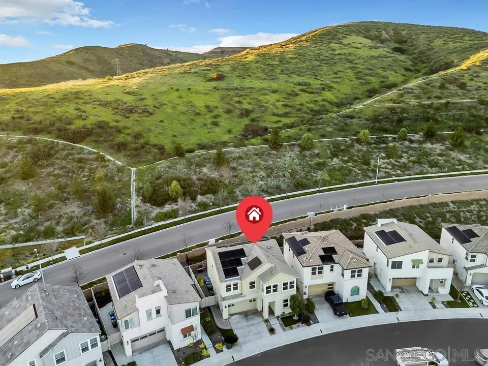 https://cdn.realtyfeed.com/cdn/127/260004934/5e345c99f513c4778791fce205c9cc77.webp