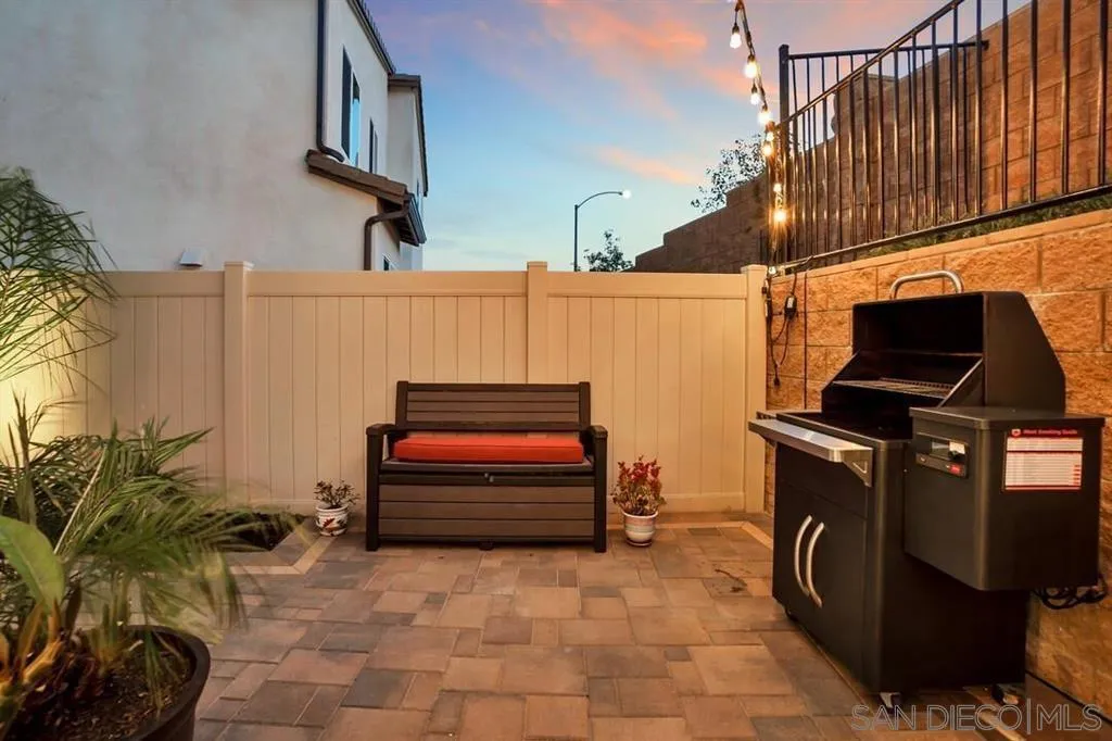 https://cdn.realtyfeed.com/cdn/127/260004934/88e0eb9412df86062be790a86731a4cc.webp