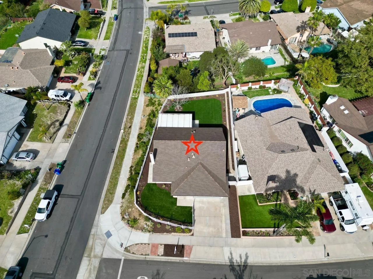 https://cdn.realtyfeed.com/cdn/127/260004937/b91182889ffba0fa2db51c7508014595.webp