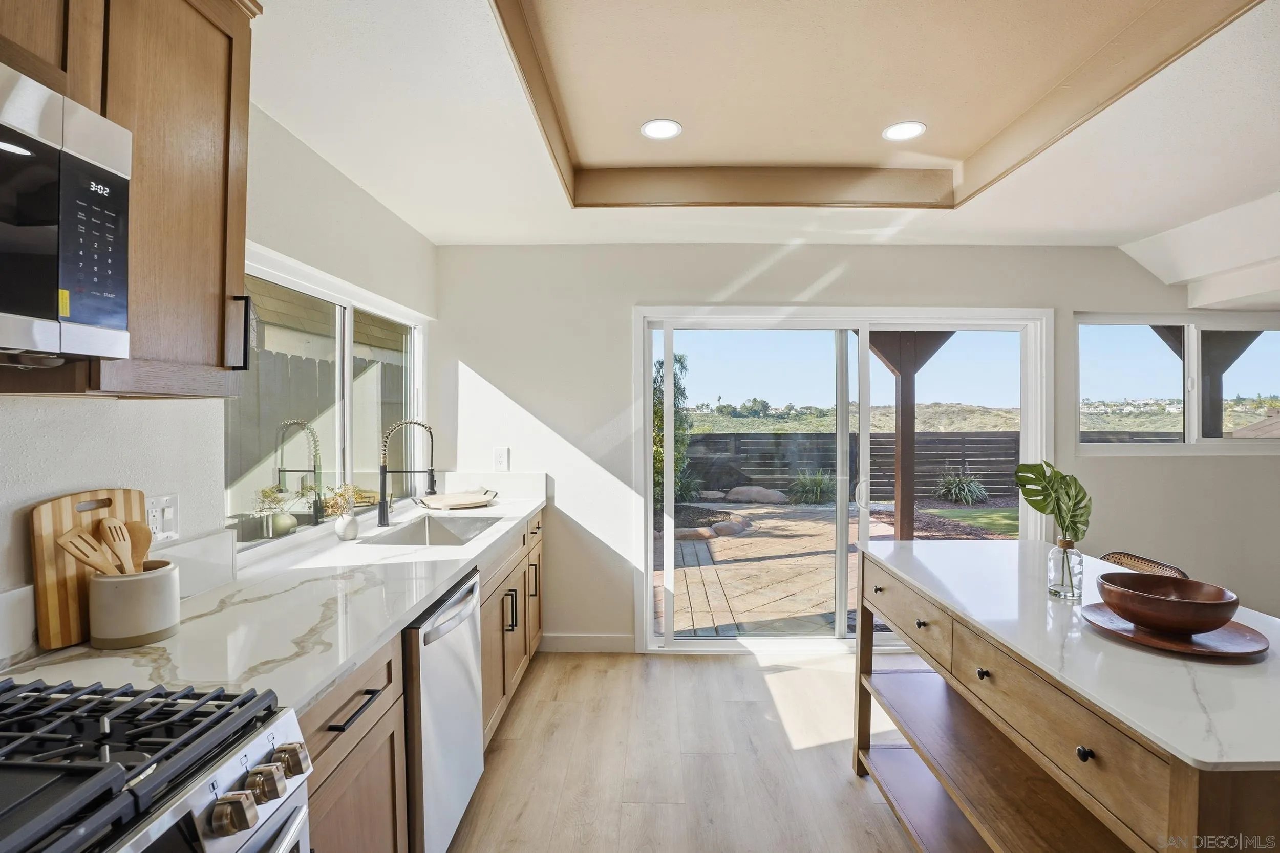 https://cdn.realtyfeed.com/cdn/127/260004938/1697455f18bc2019c767800a06fa6548.webp