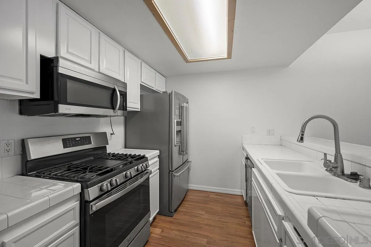 https://cdn.realtyfeed.com/cdn/127/260004939/22d8e809b708fd655711a28f920bf4c1.webp