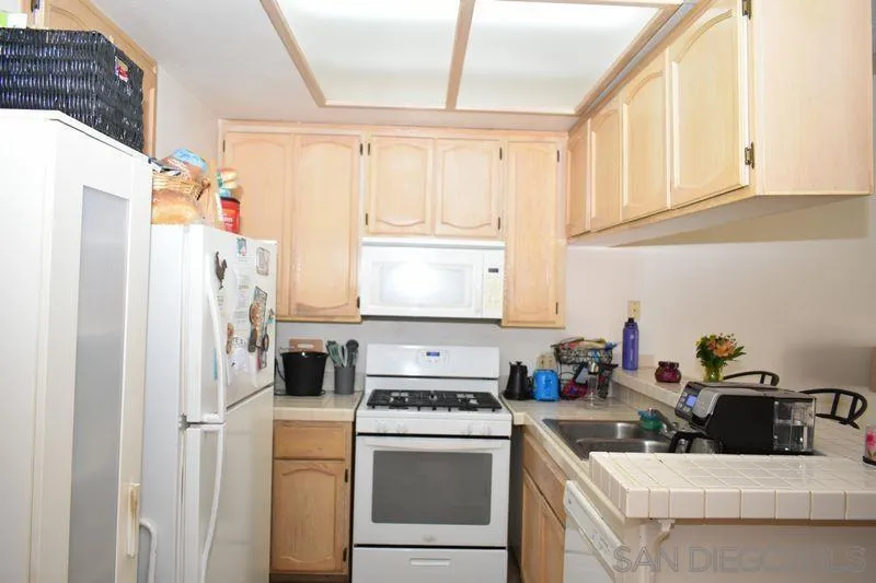 Photo #9: 260004943 Listing: Photo #9