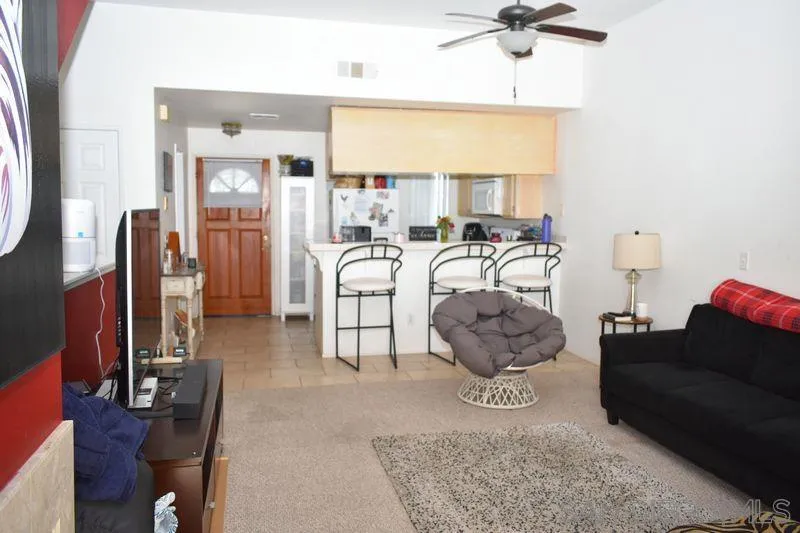 Photo #8: 260004943 Listing: Photo #8