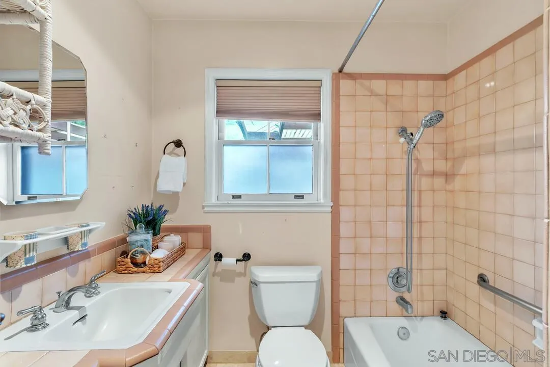 https://cdn.realtyfeed.com/cdn/127/260004944/9a9d51fa523aeeb5c084a1b5b421ae4b.webp