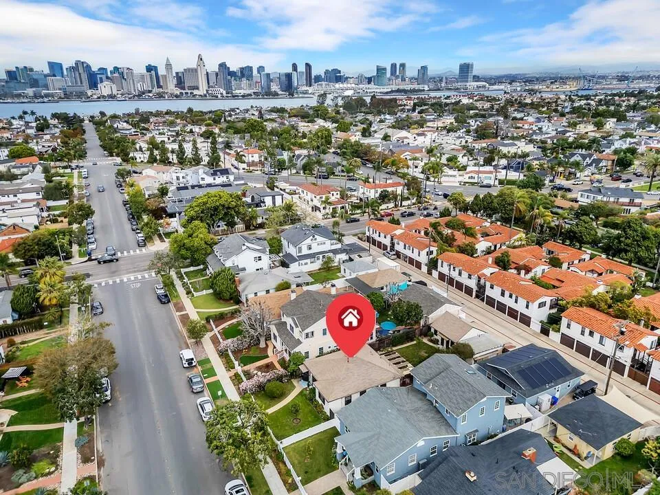 https://cdn.realtyfeed.com/cdn/127/260004944/b55b463822447d46facb4659060b4707.webp