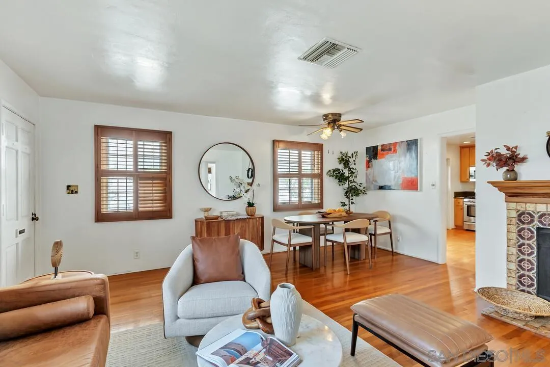 https://cdn.realtyfeed.com/cdn/127/260004944/bbe1886aa09a8fec0569c87722ede999.webp