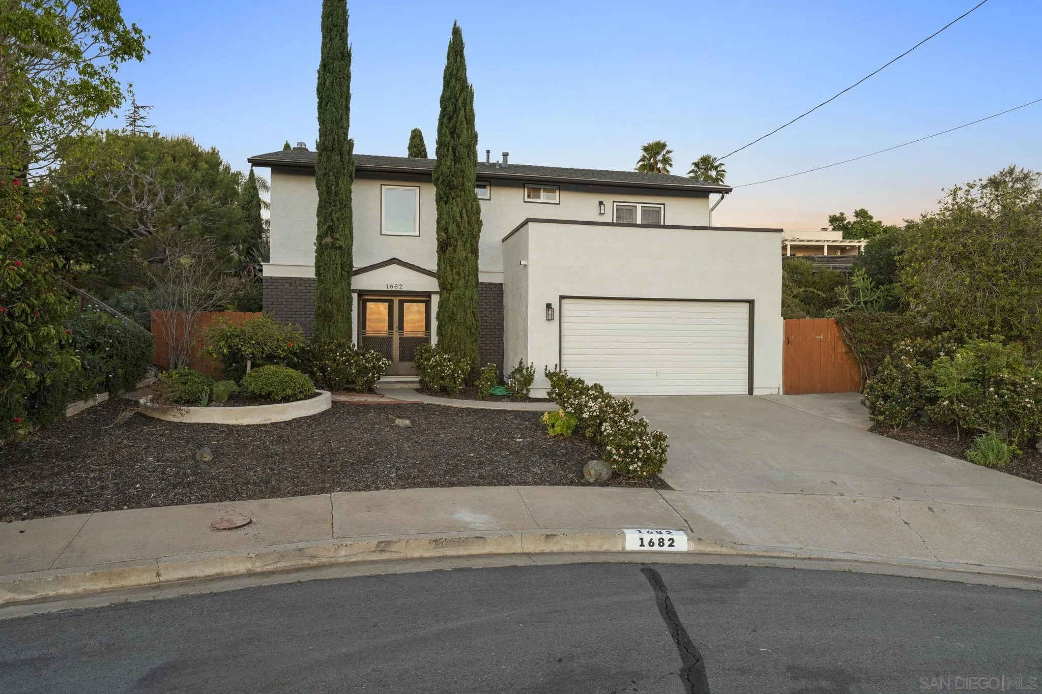 https://cdn.realtyfeed.com/cdn/127/260004953/0a25df5eaf3d2658c89bdf663291e7f2.webp