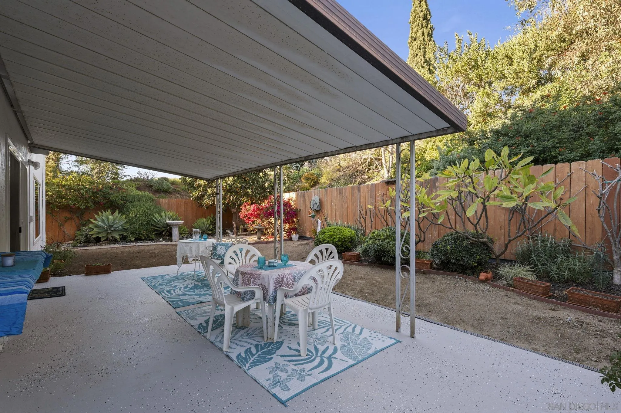 https://cdn.realtyfeed.com/cdn/127/260004953/71b0e3401129957b063259e110932a29.webp
