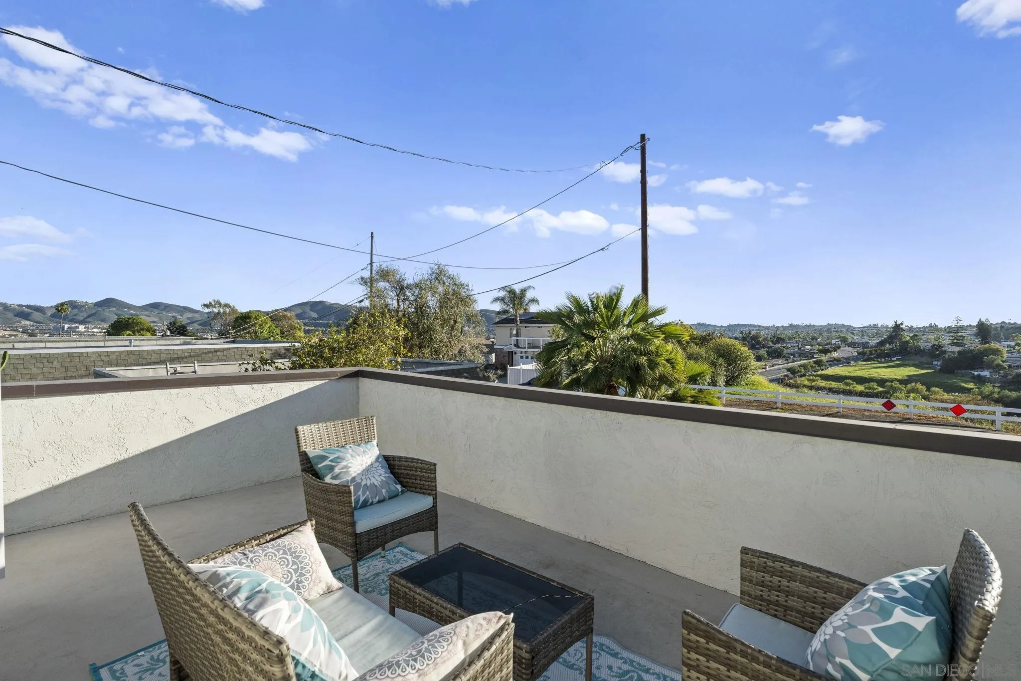 https://cdn.realtyfeed.com/cdn/127/260004953/fc5068c9c0f32998f08b29acbcb8e6cf.webp