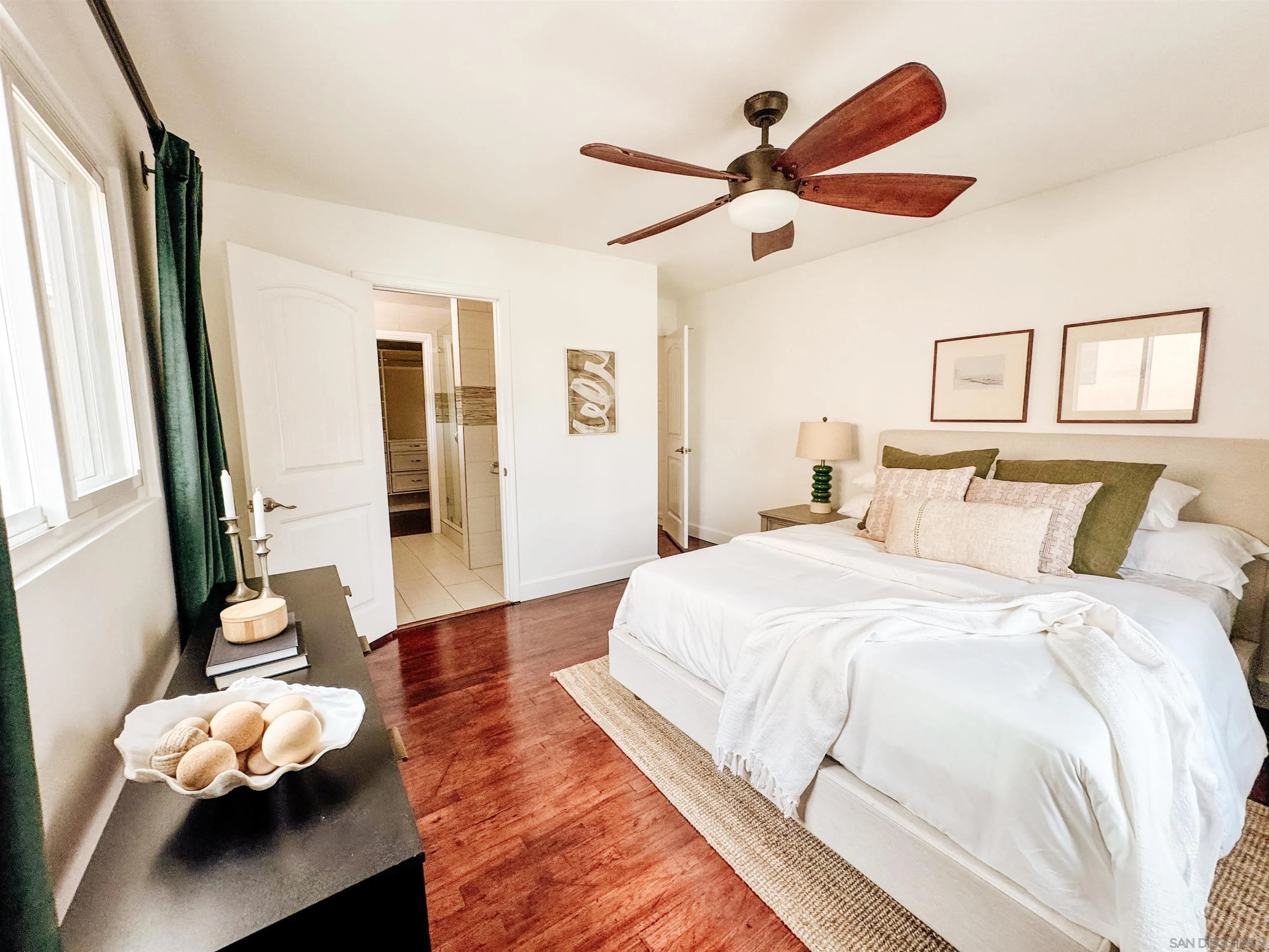 https://cdn.realtyfeed.com/cdn/127/260004954/0b2ed527f586f1623f6b67019c91f19f.webp