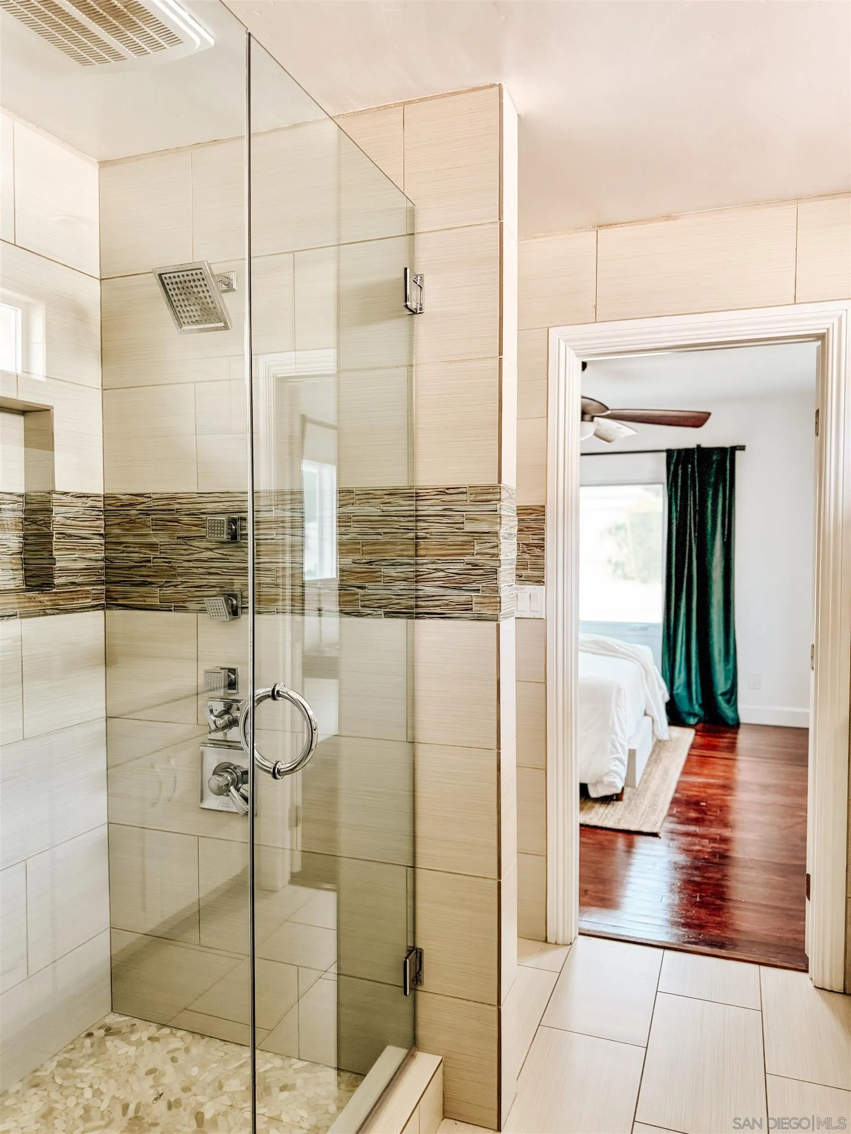 https://cdn.realtyfeed.com/cdn/127/260004954/864c8c2e16c684207567cac3a9c1440f.webp