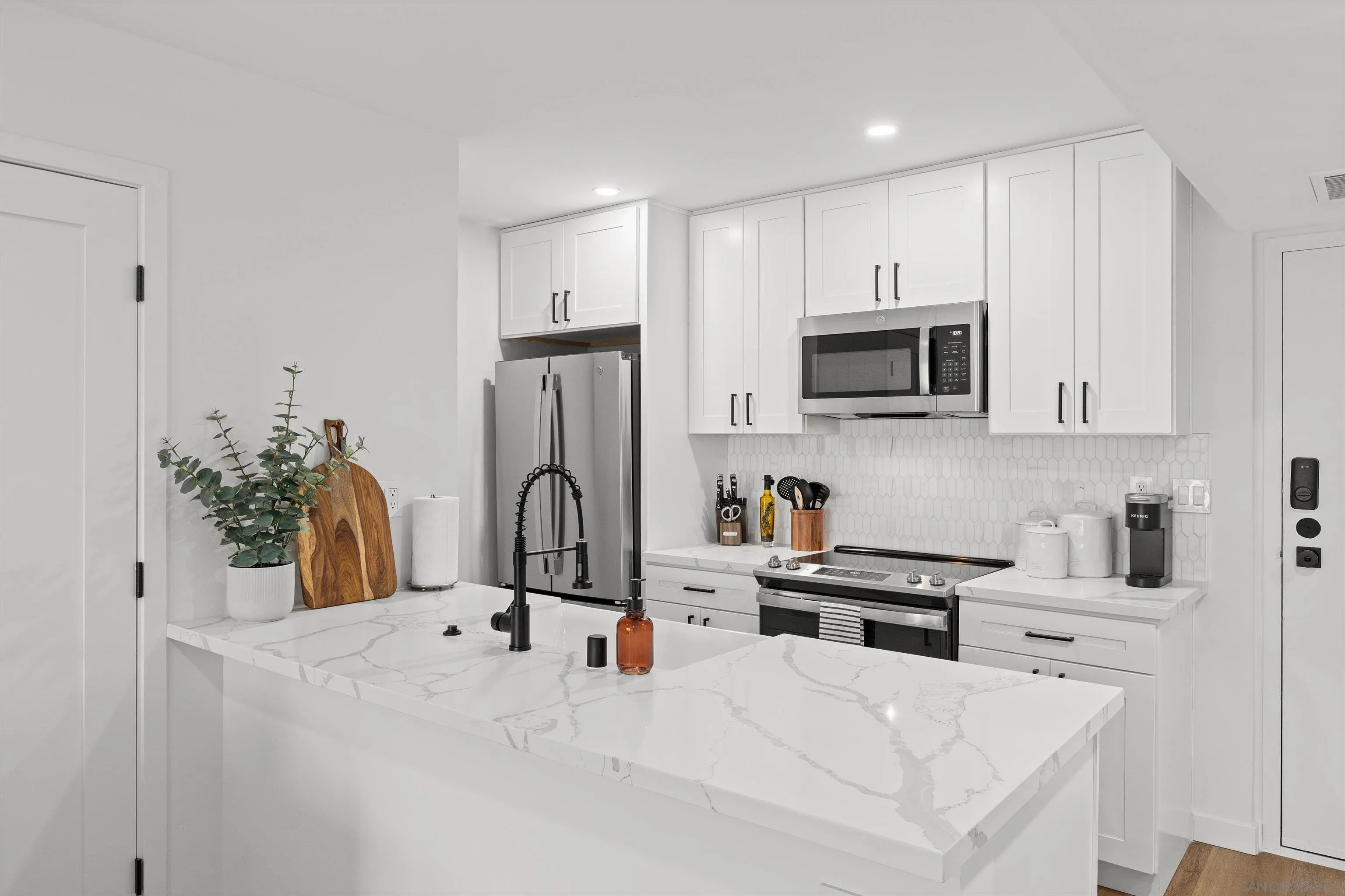 https://cdn.realtyfeed.com/cdn/127/260004961/2dd4490dd8a0270b174e21dadfa89ae6.webp