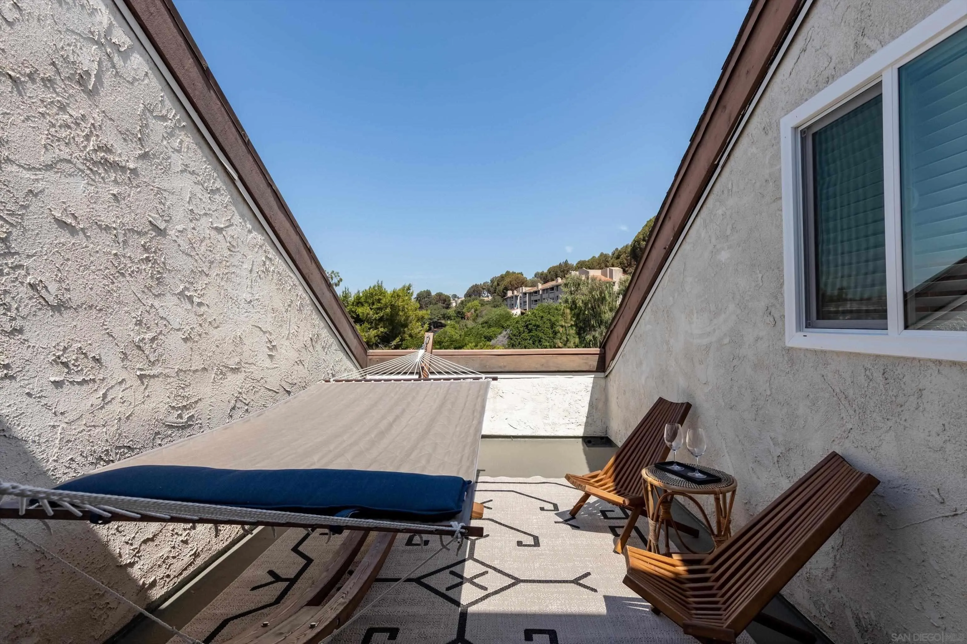 https://cdn.realtyfeed.com/cdn/127/260004961/805479cd07baaa4da9c6e03878dd0bb3.webp
