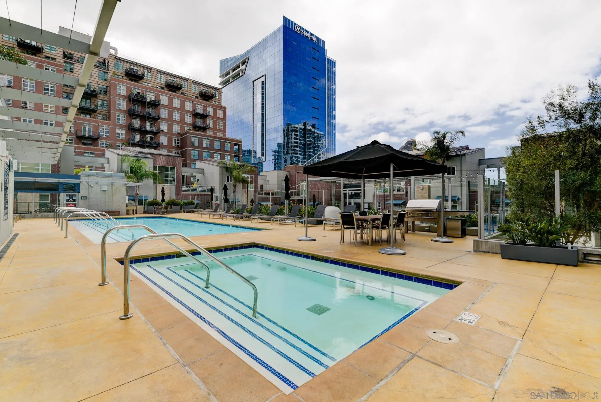 https://cdn.realtyfeed.com/cdn/127/260004962/0e547991d343ef47224d9418229691a7.webp