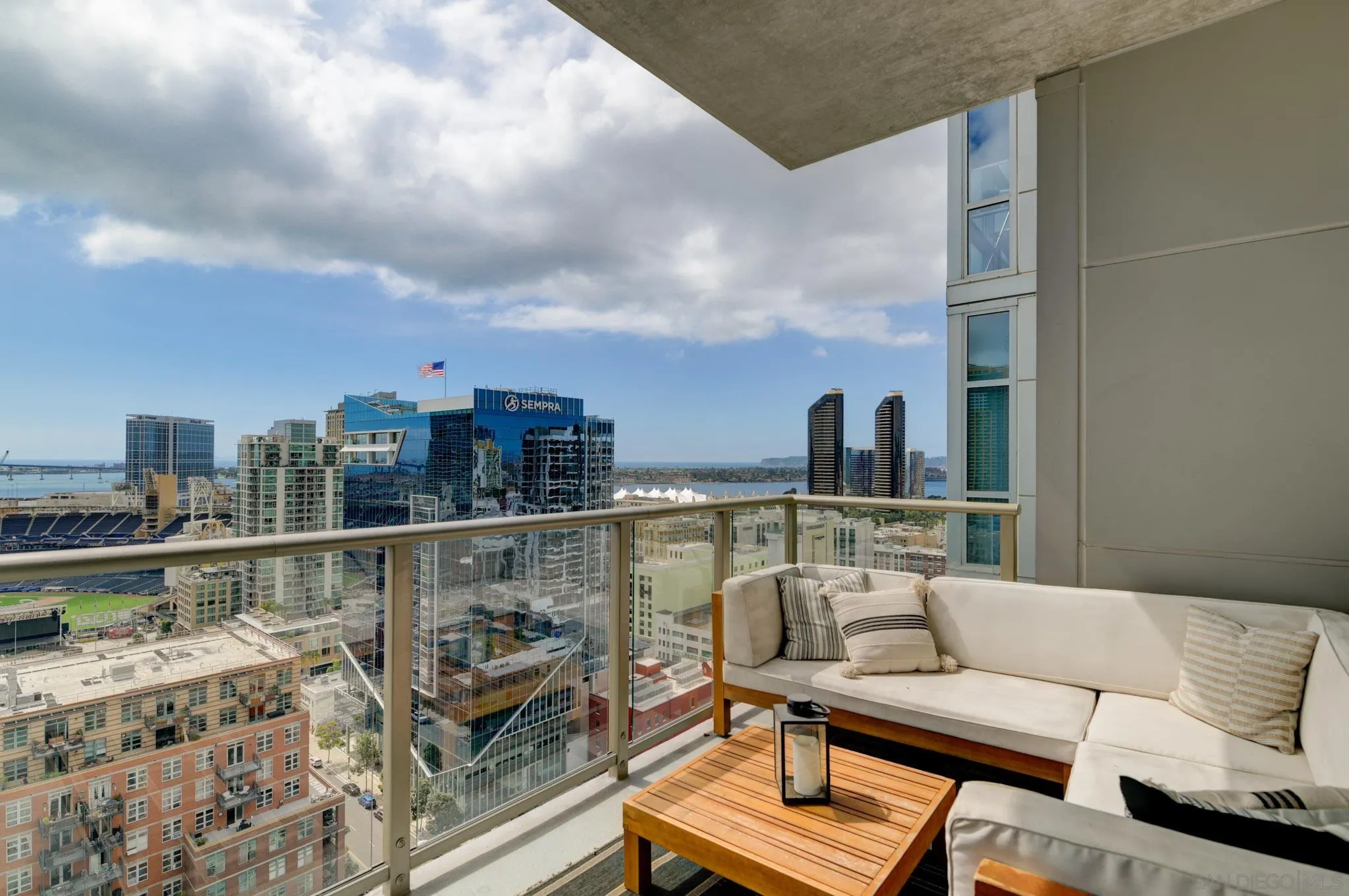 https://cdn.realtyfeed.com/cdn/127/260004962/4ee5b366c997a383f44c6a3f3ff7981a.webp