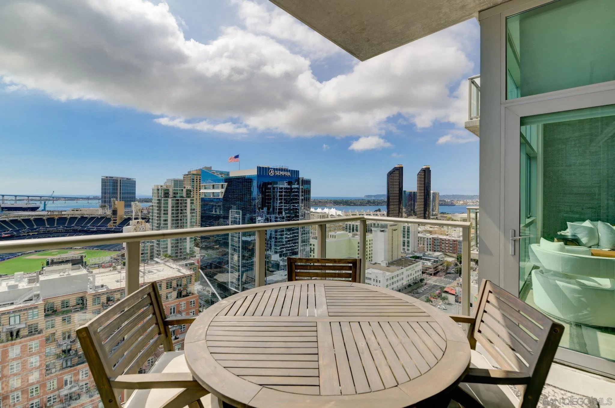 https://cdn.realtyfeed.com/cdn/127/260004962/570991104381025b7e44c5c22d823687.webp
