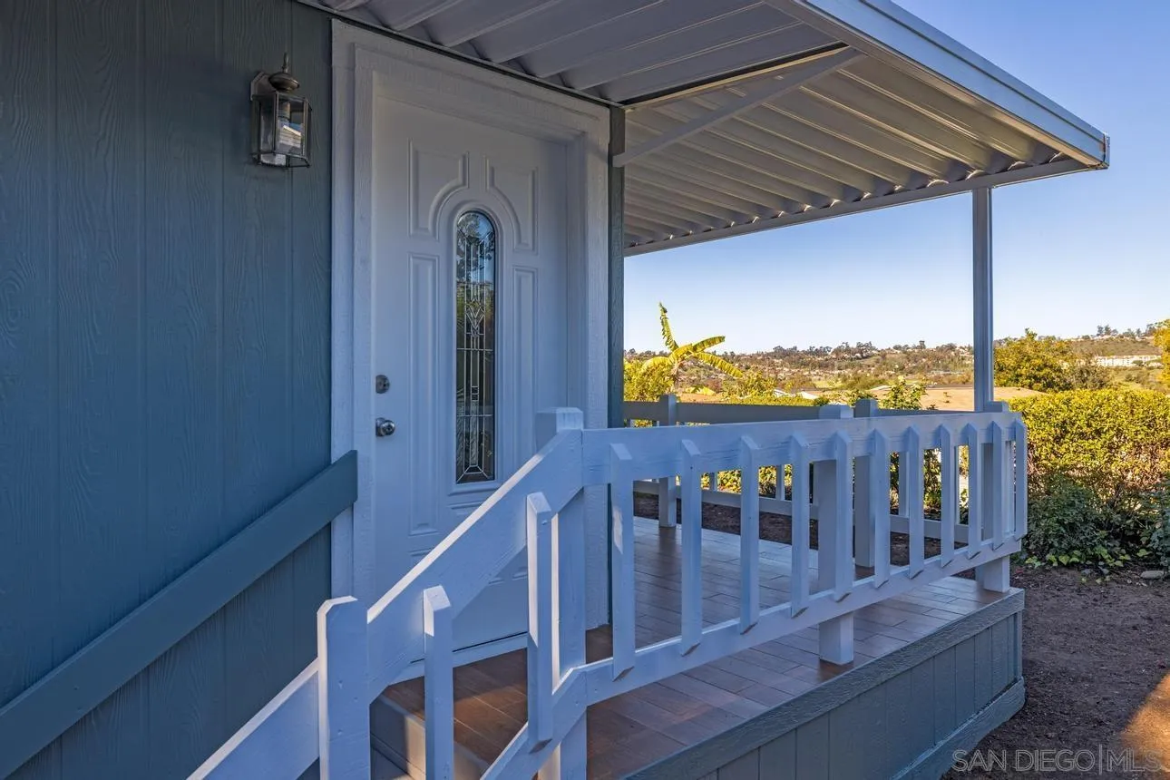 4876 Old Cliffs Rd., San Diego, CA, 92120