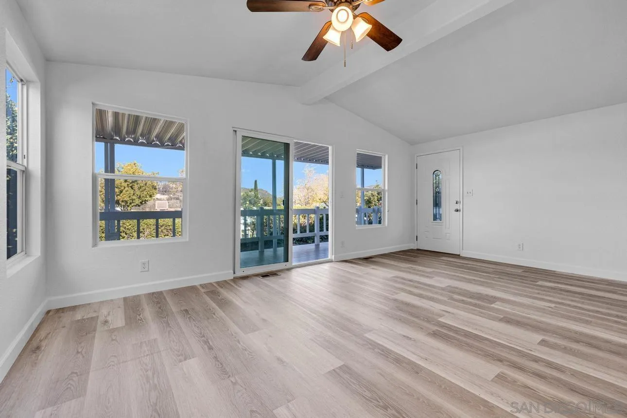 https://cdn.realtyfeed.com/cdn/127/260004963/a6a260de2608a449edb117b232c0aa79.webp
