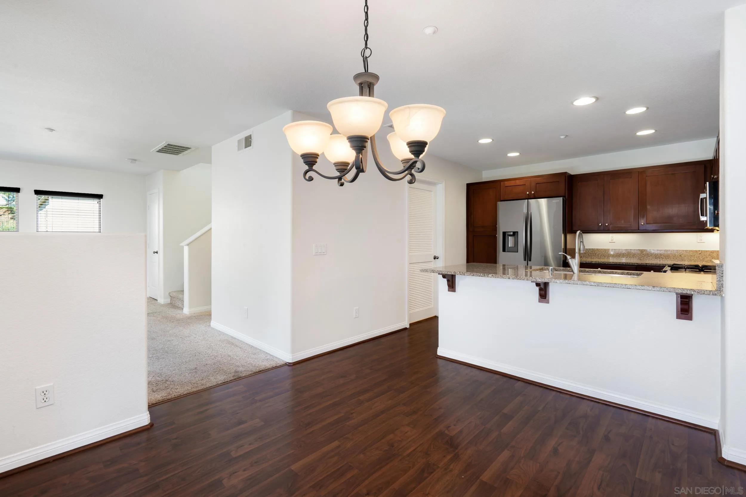 Photo #6: 260004968 Listing: Photo #6