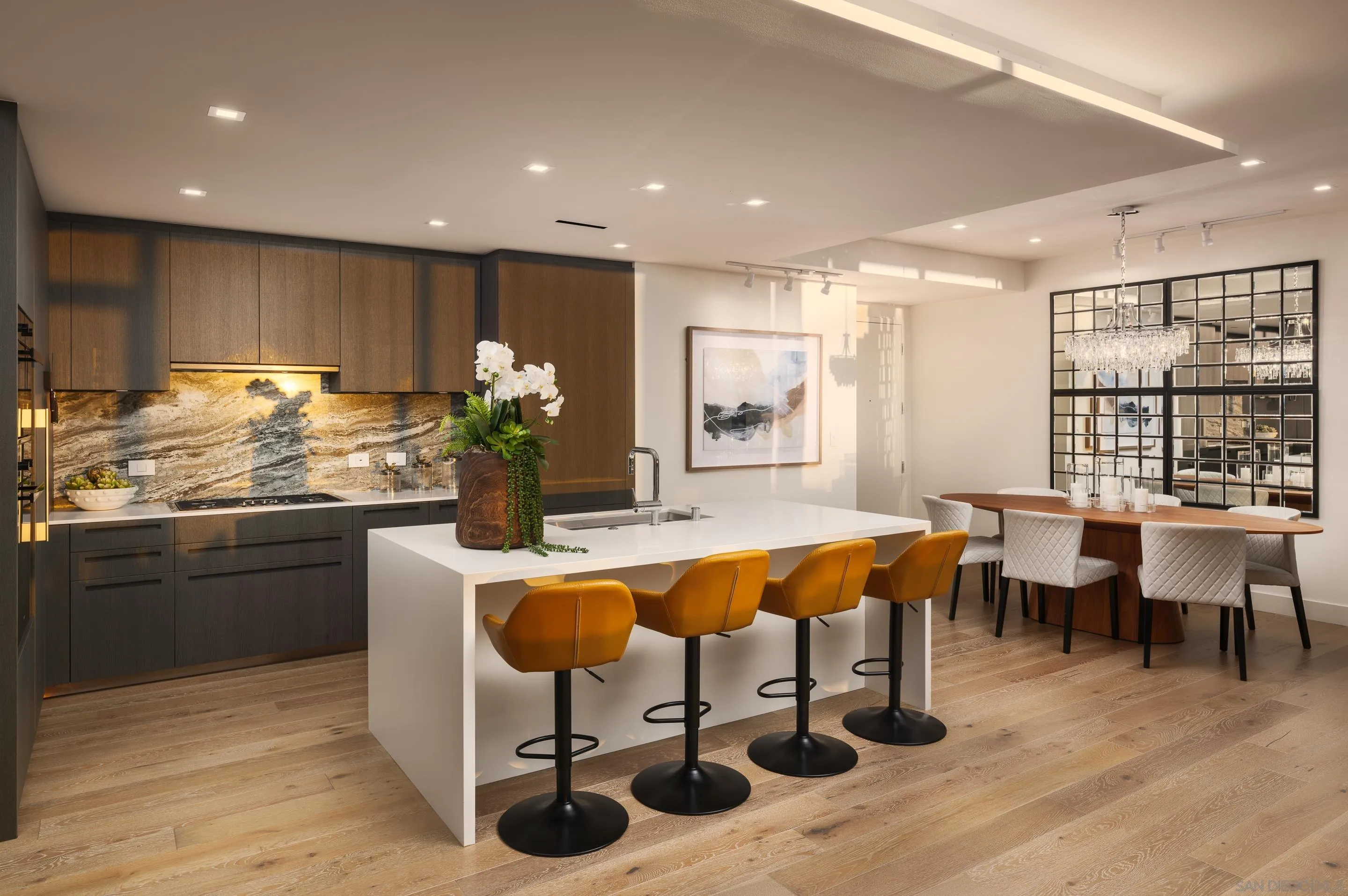 https://cdn.realtyfeed.com/cdn/127/260004969/2bc8021ed6a8297477ed6d8cbb692cde.webp