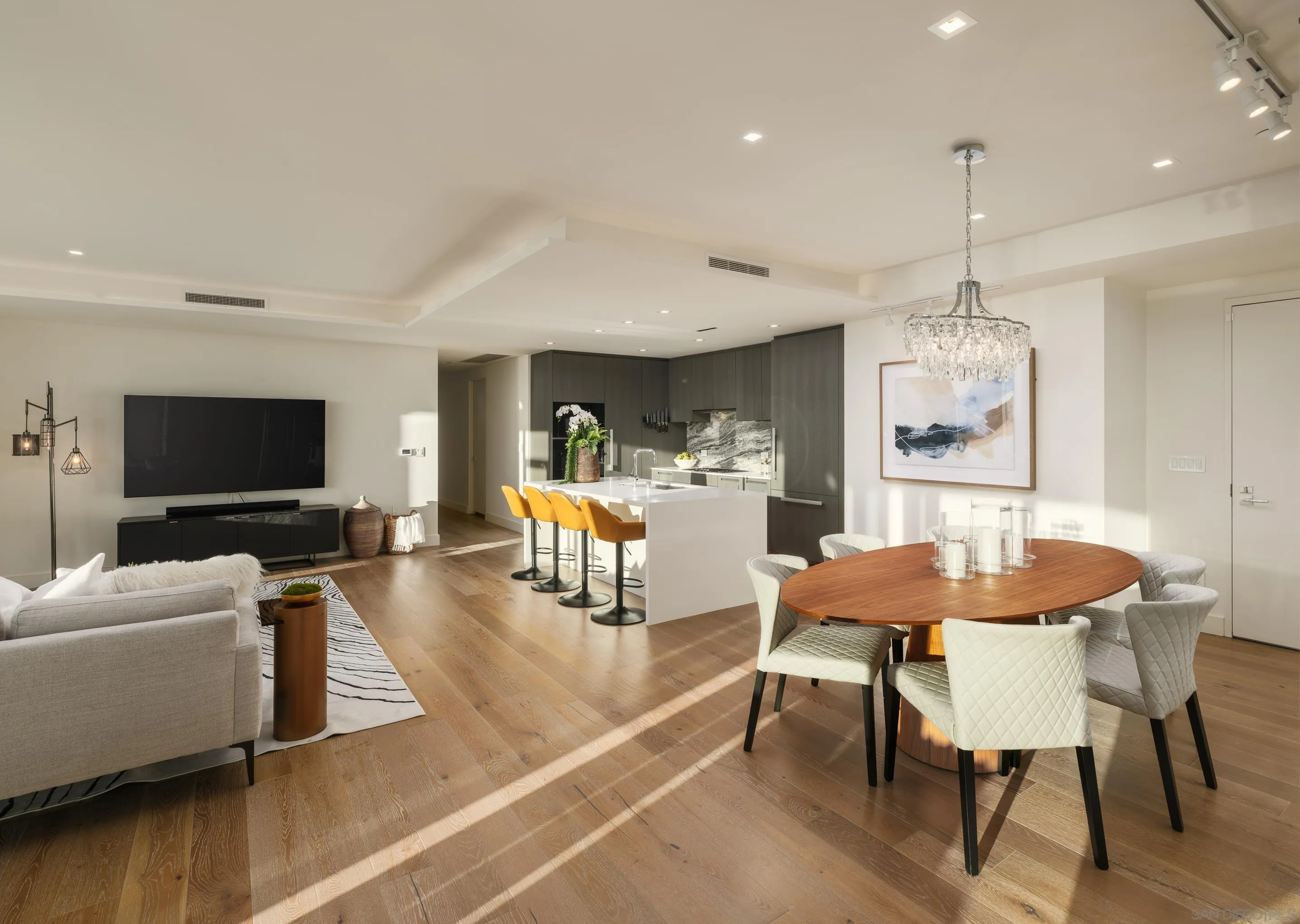 https://cdn.realtyfeed.com/cdn/127/260004969/79f3562d01b4dfbd7fe339a961247086.webp