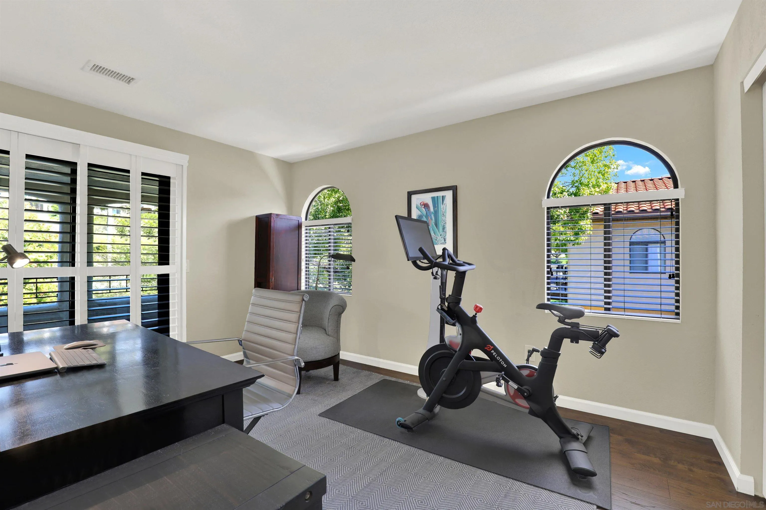 https://cdn.realtyfeed.com/cdn/127/260004970/2b8a3da6b8277145b784b897c98600b6.webp