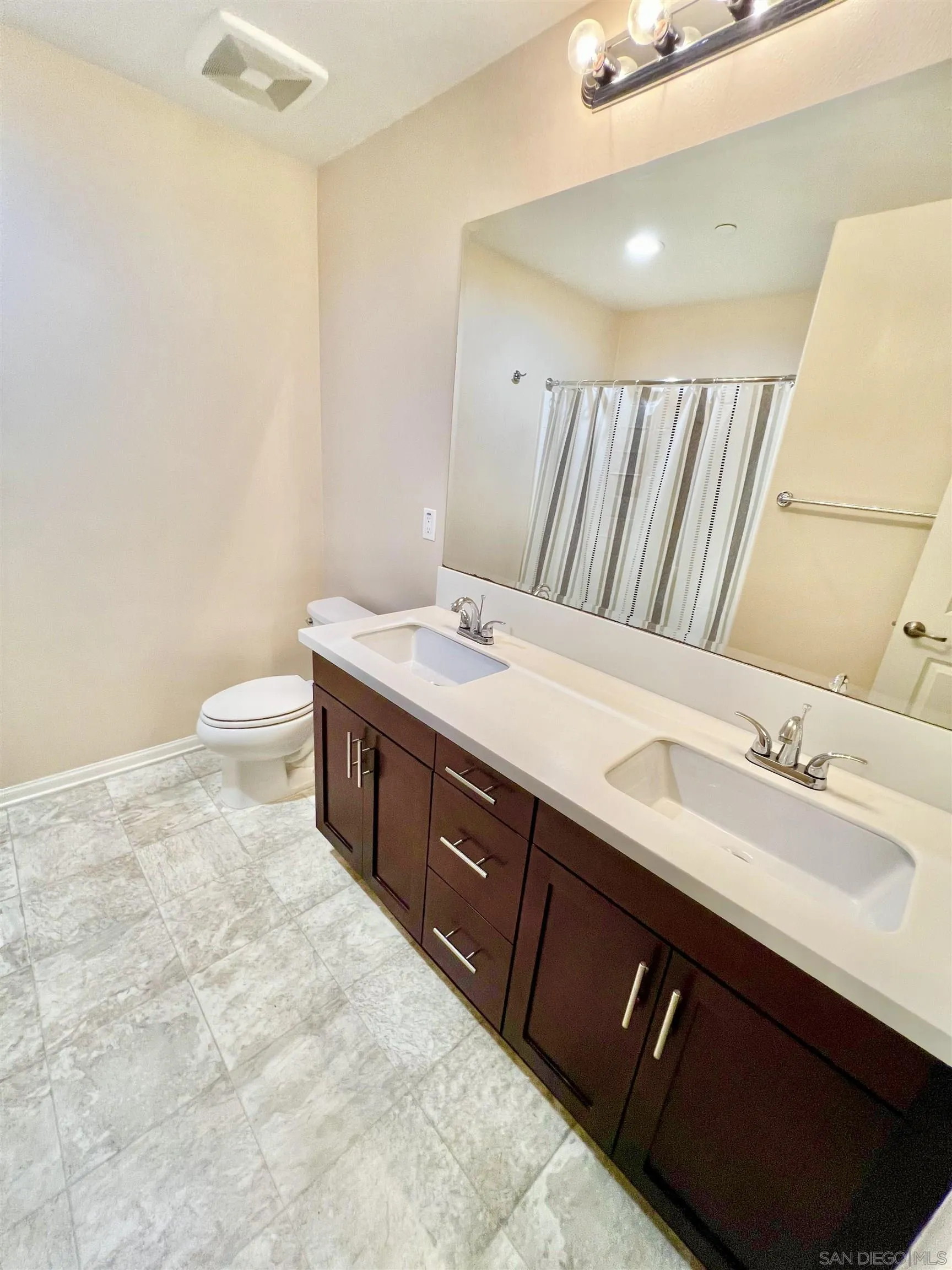 https://cdn.realtyfeed.com/cdn/127/260004971/d1307a42031952e0e528d17c550b462a.webp