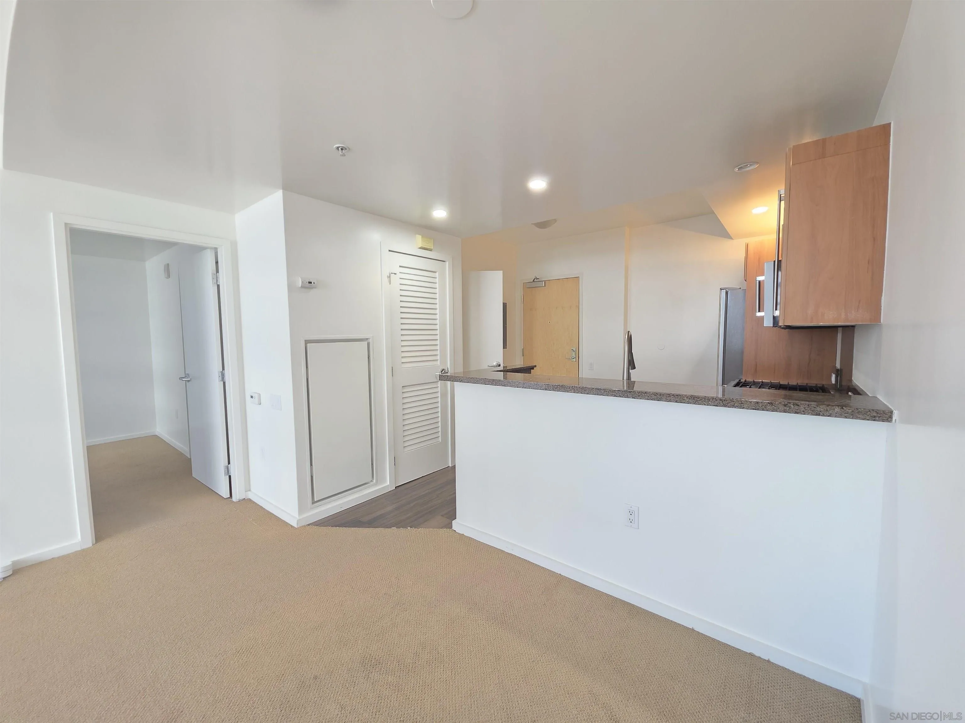 https://cdn.realtyfeed.com/cdn/127/260004972/2cac78fb0d8259d13f5b62eb6f1c8e59.webp
