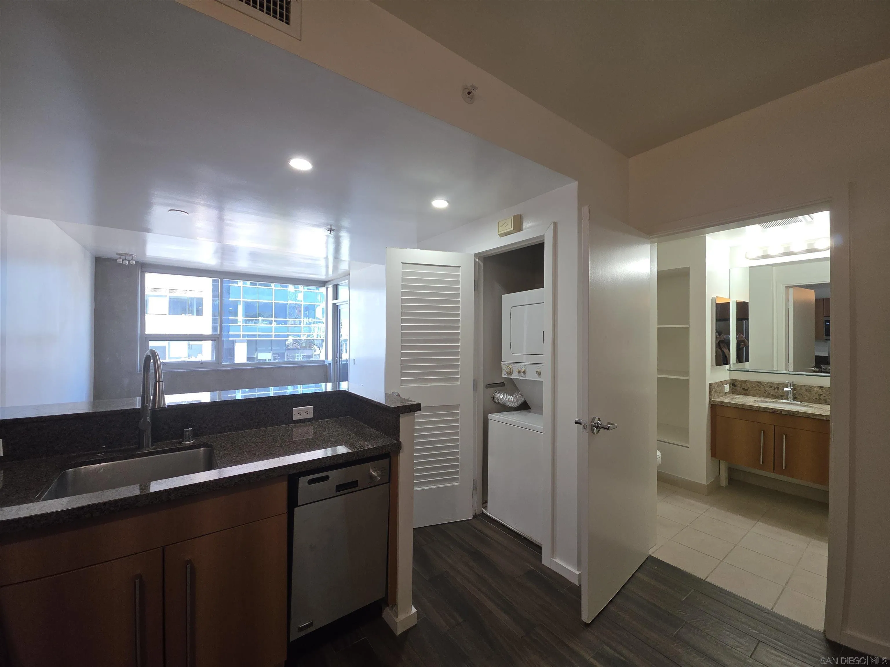 https://cdn.realtyfeed.com/cdn/127/260004972/3a8f95a5c993dcaf622fe2b8f683da6c.webp