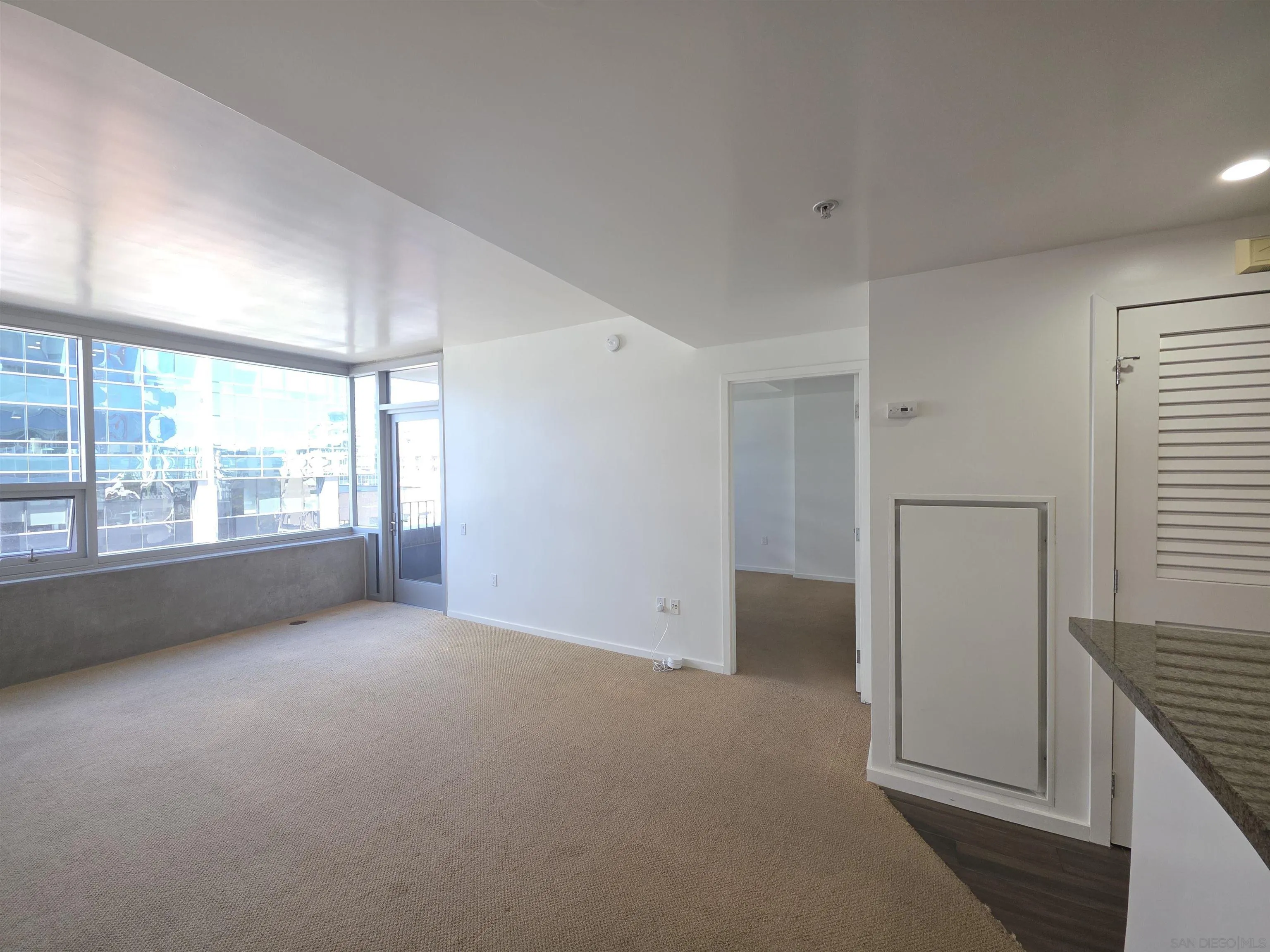 https://cdn.realtyfeed.com/cdn/127/260004972/4bfc4071c69f1314721ffd718725f976.webp