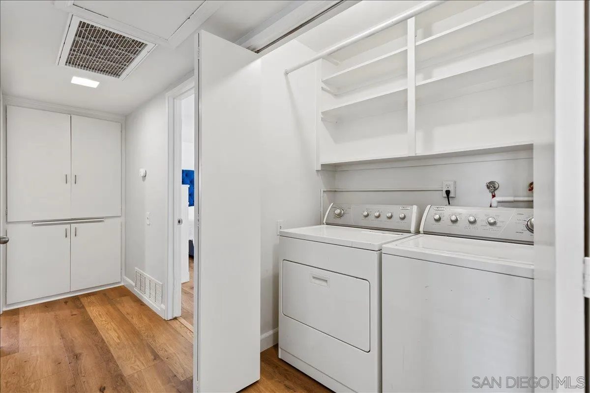 https://cdn.realtyfeed.com/cdn/127/260004976/034f011d9464b315569c5ae6d99666fb.webp