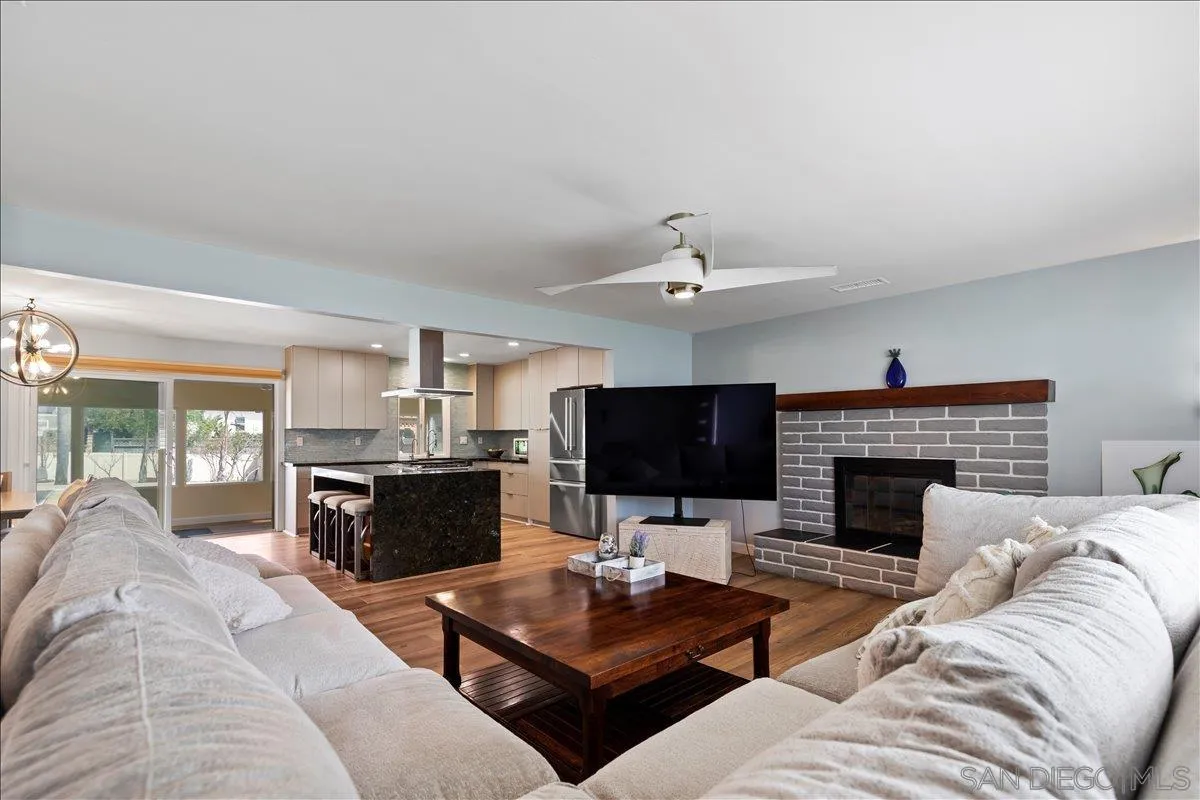 https://cdn.realtyfeed.com/cdn/127/260004976/57d6a870a78b33d188a3c8f5225282fa.webp