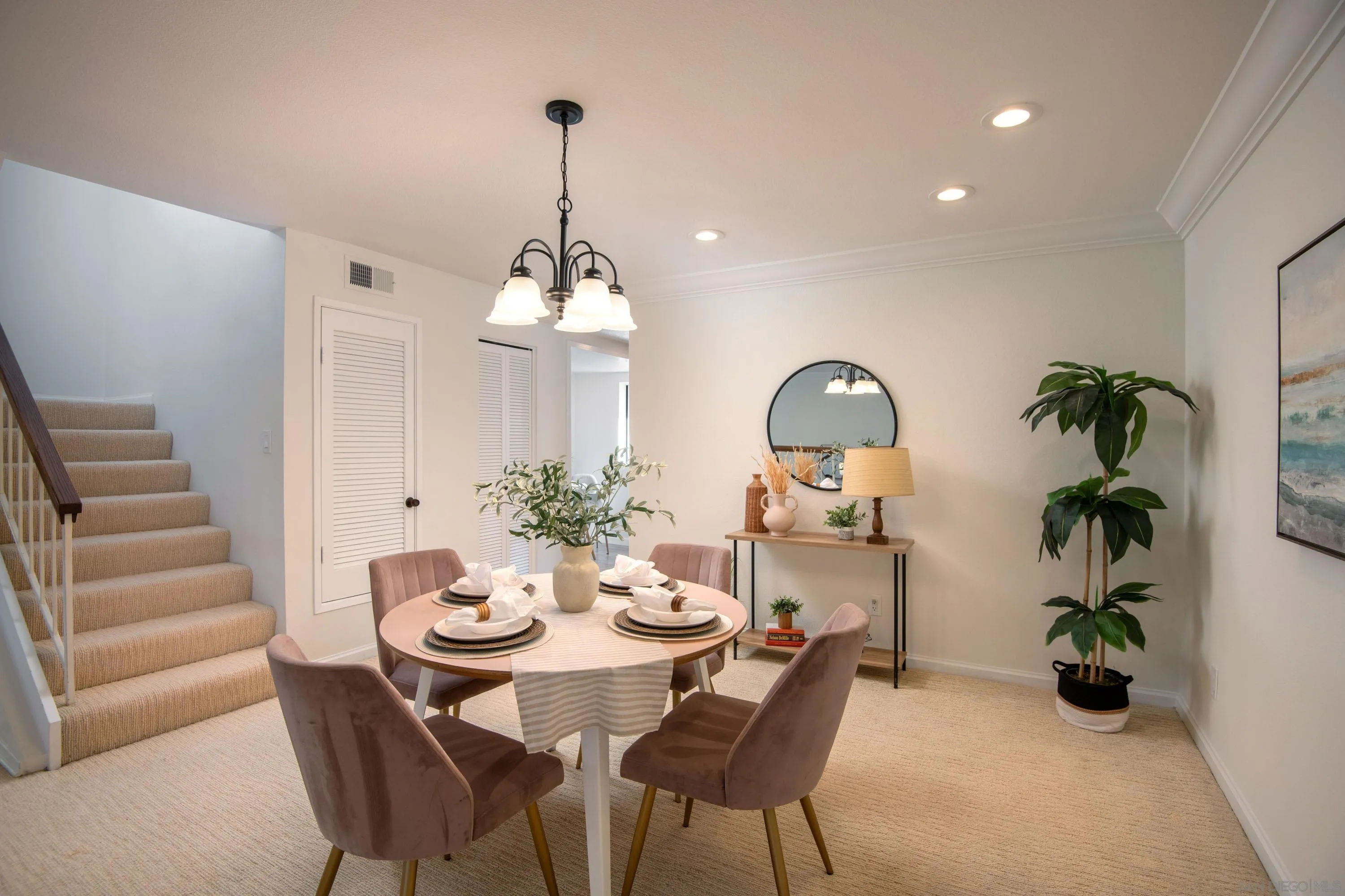 https://cdn.realtyfeed.com/cdn/127/260004977/01fd26239def70c7a7368a2b1103b490.webp