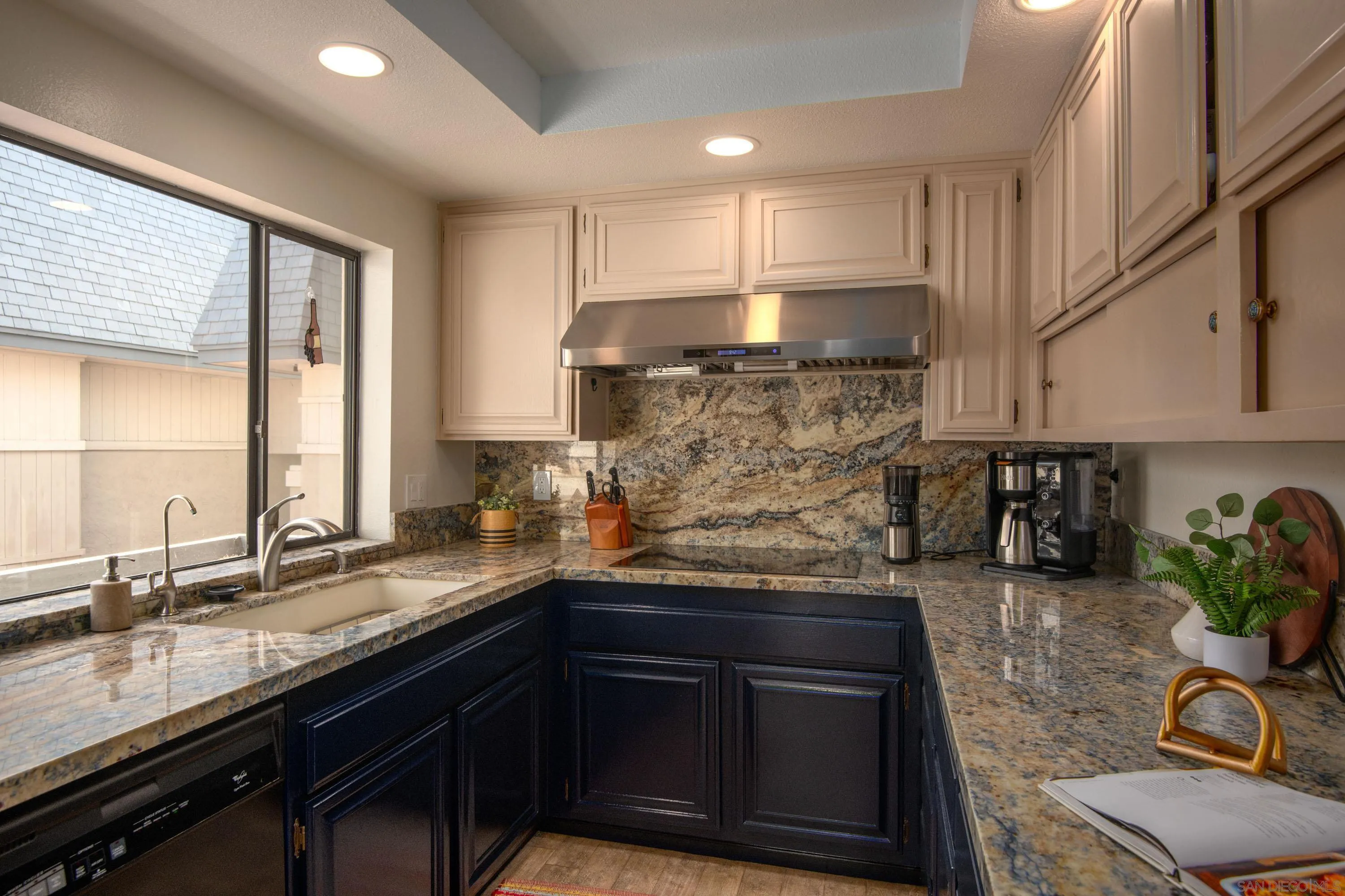 https://cdn.realtyfeed.com/cdn/127/260004977/72e1ed470478c953dd464d308c2ead90.webp