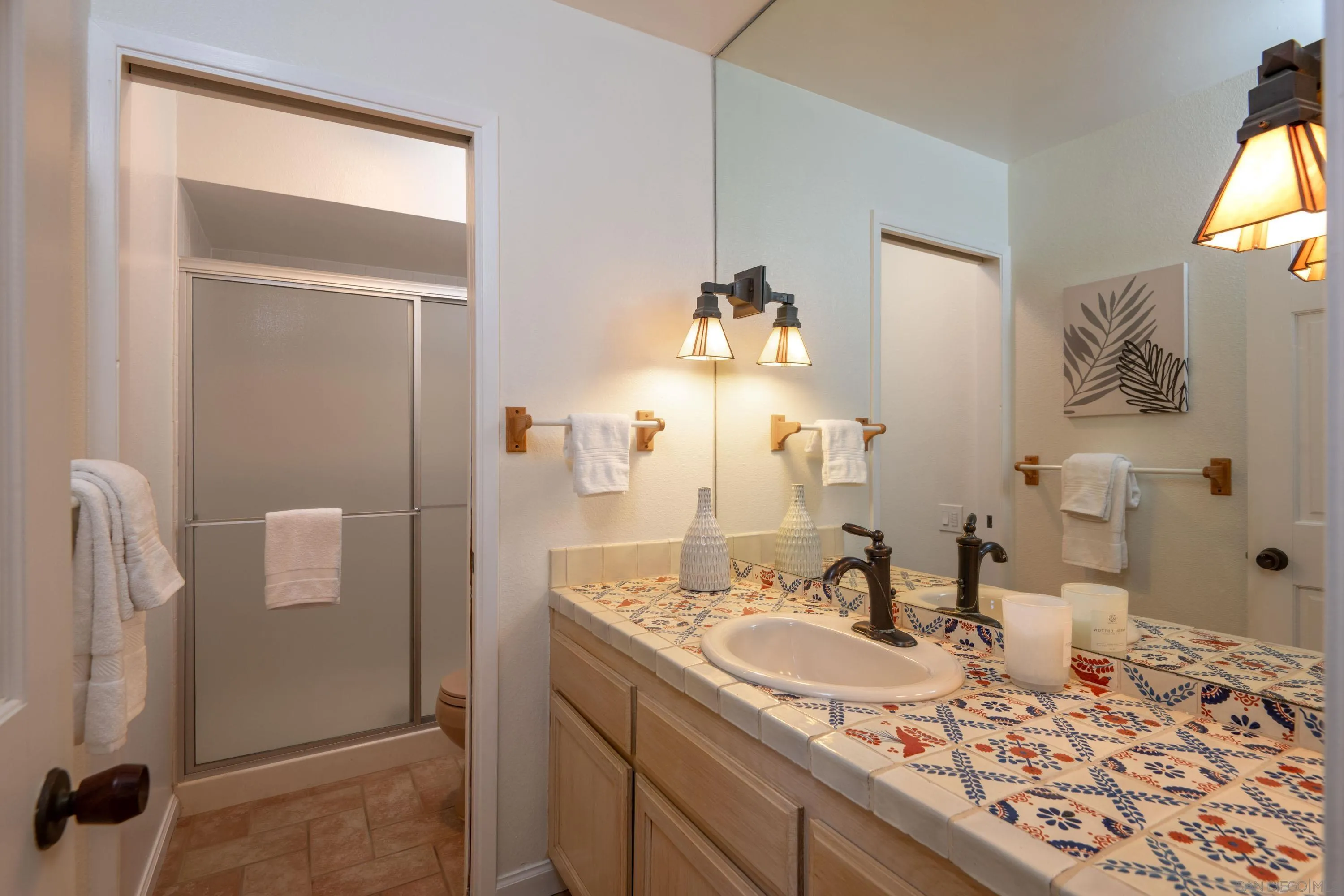 https://cdn.realtyfeed.com/cdn/127/260004977/8411c8c9abd364f5f6785f00083cc2ed.webp