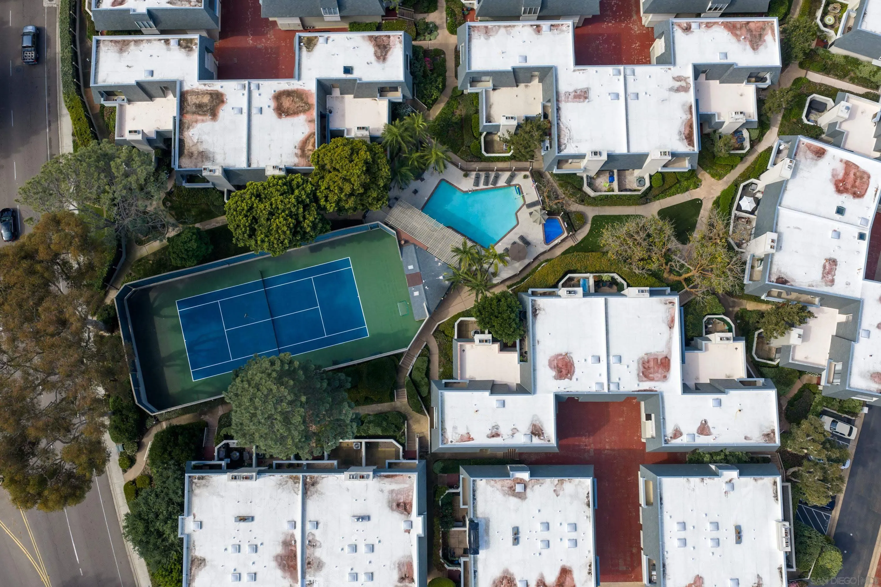 https://cdn.realtyfeed.com/cdn/127/260004977/c0325f02d7c3b4696eeb0669940f838b.webp