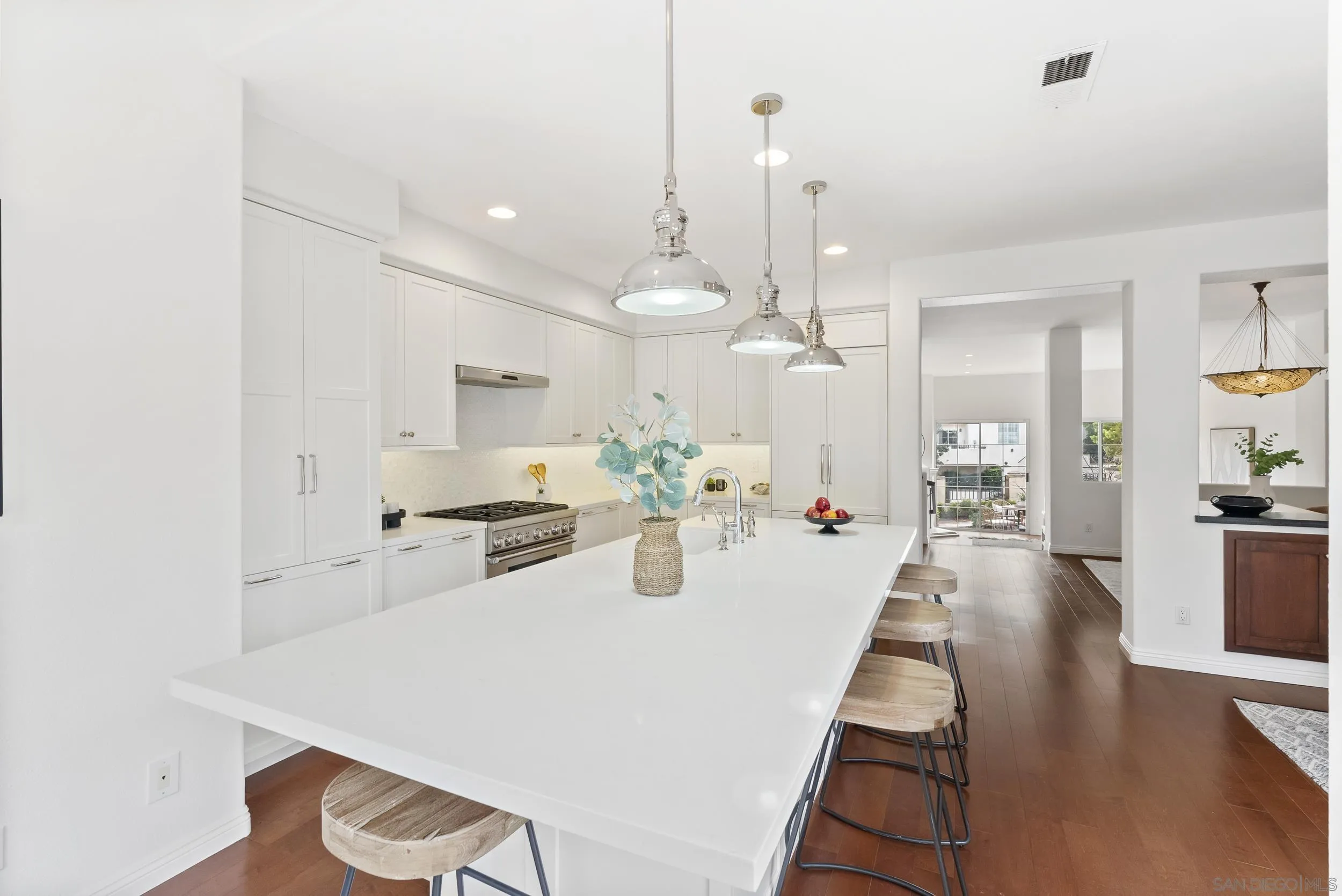 https://cdn.realtyfeed.com/cdn/127/260004991/3c761a3801d301cb9044d12a1d6a05b5.webp