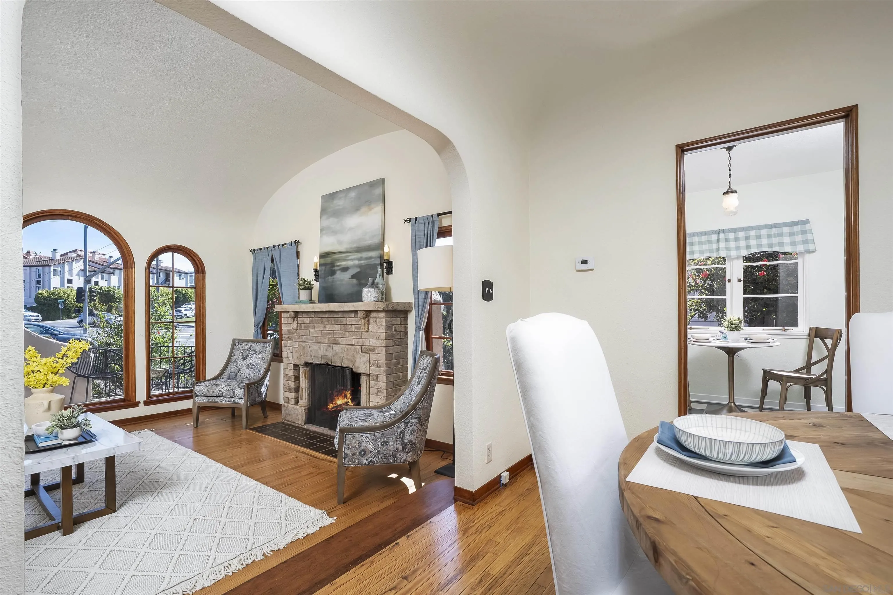 https://cdn.realtyfeed.com/cdn/127/260004993/0c3d7dec8b658e6200855887c2ae3da4.webp