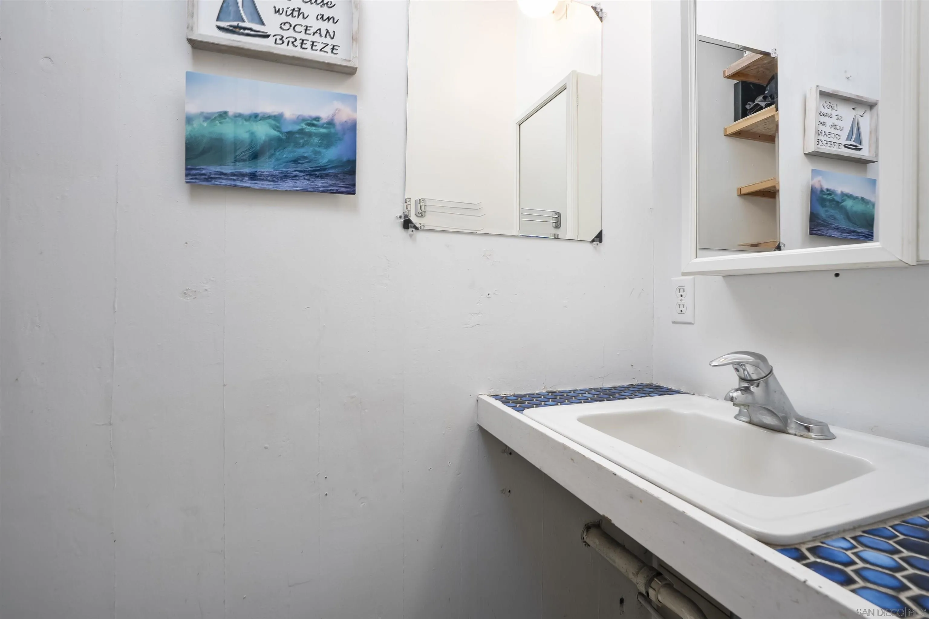 https://cdn.realtyfeed.com/cdn/127/260004993/84a9fe302537f7a7fe0cbddfe54f03db.webp