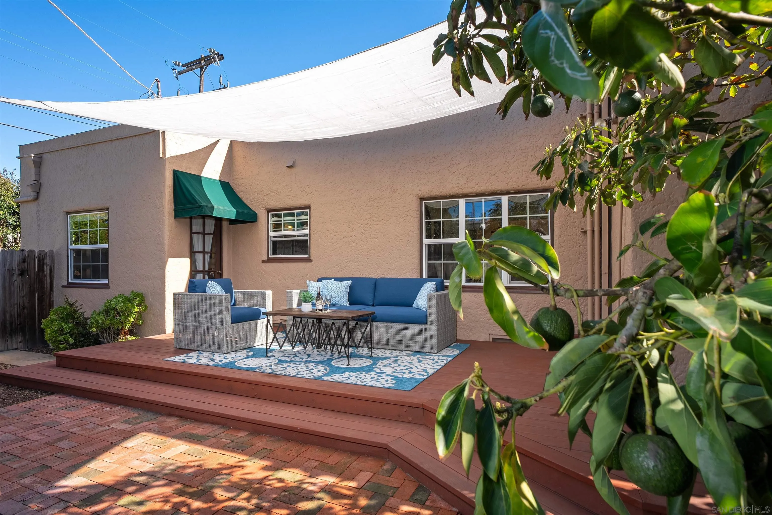 https://cdn.realtyfeed.com/cdn/127/260004993/f1477b65da236b5db874d533aebf1fd1.webp