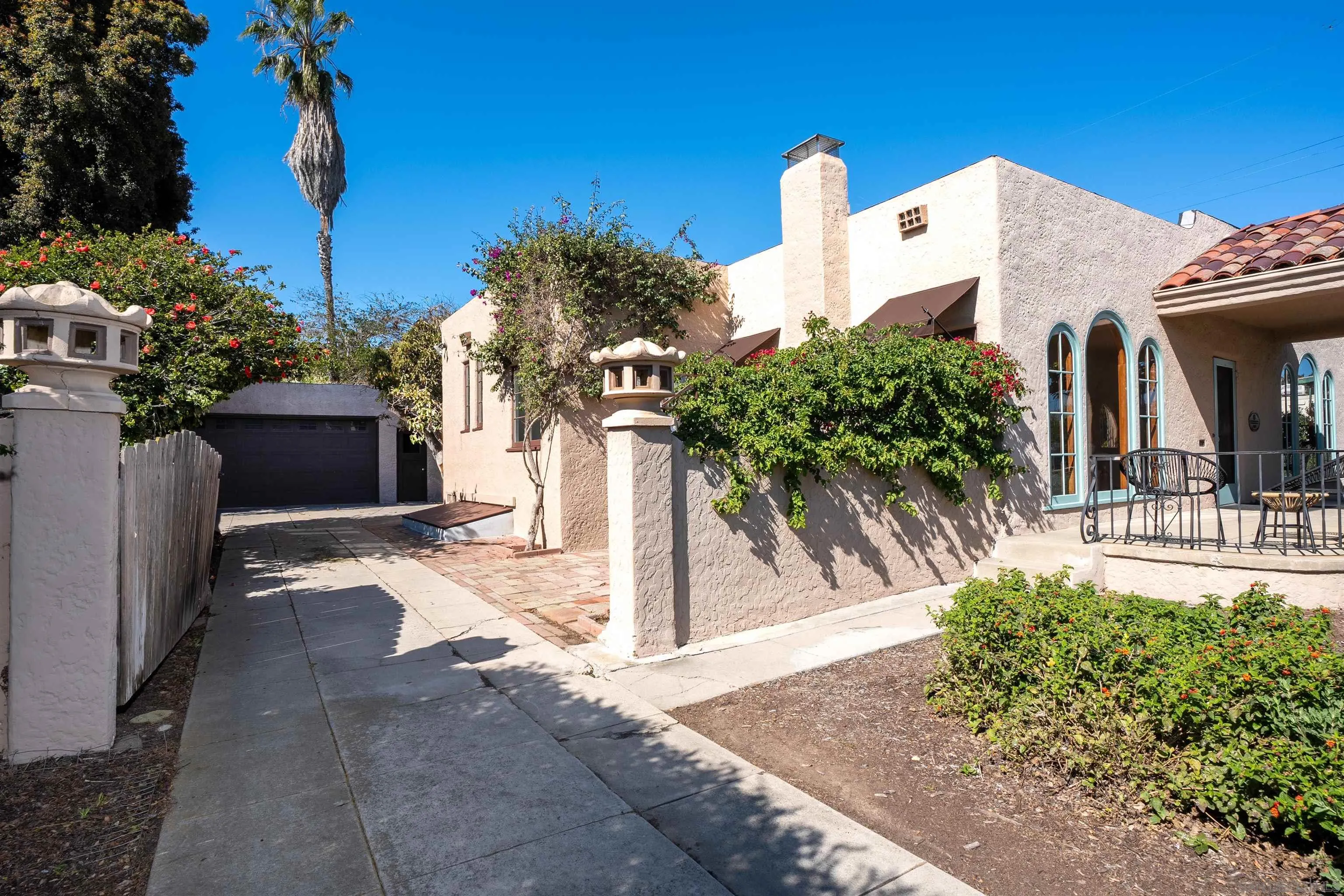 https://cdn.realtyfeed.com/cdn/127/260004993/f742a0ae30eab9b1ccb17f89563886d0.webp