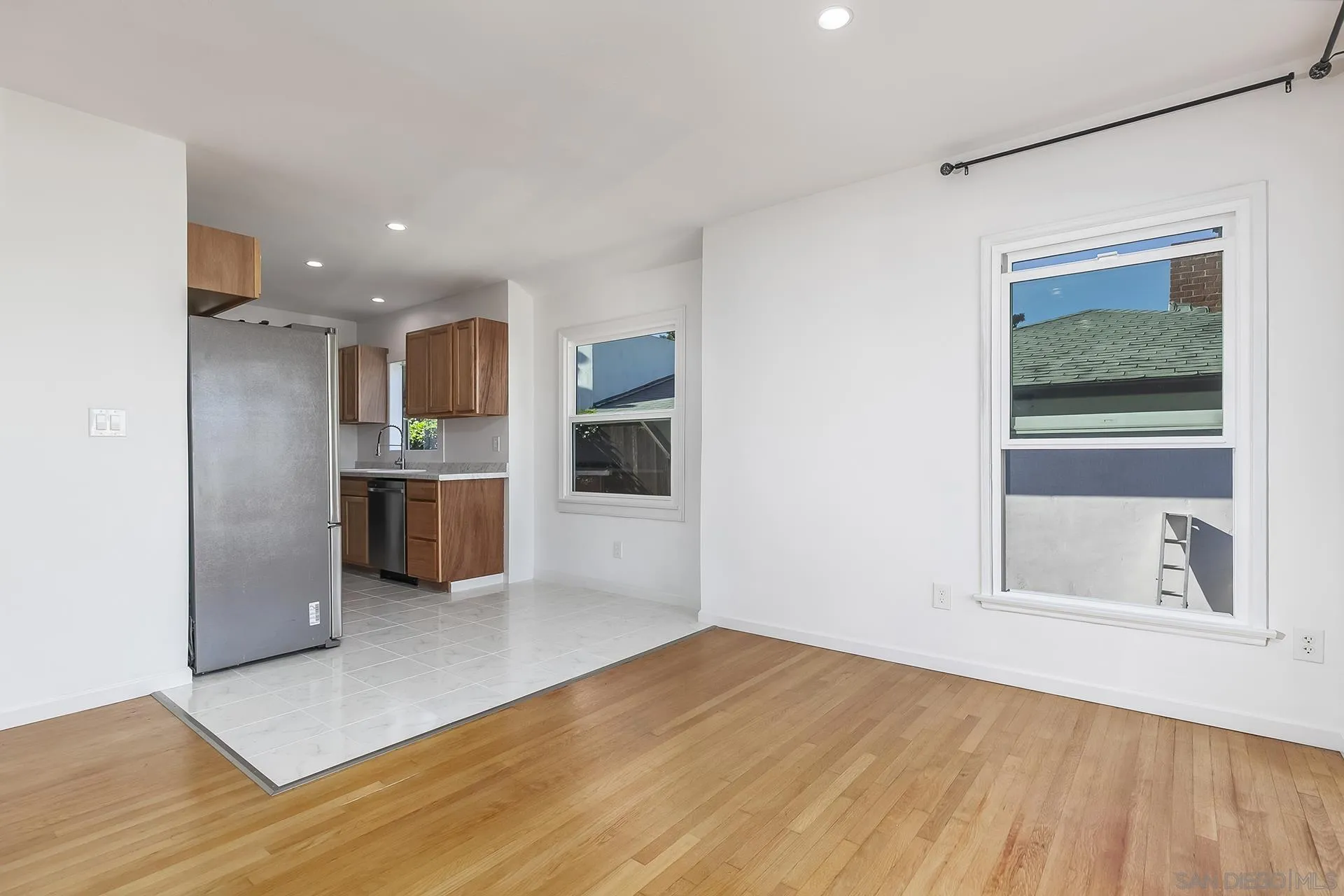 https://cdn.realtyfeed.com/cdn/127/260004996/44b6de13d4a8442112b4c8d29415eba1.webp
