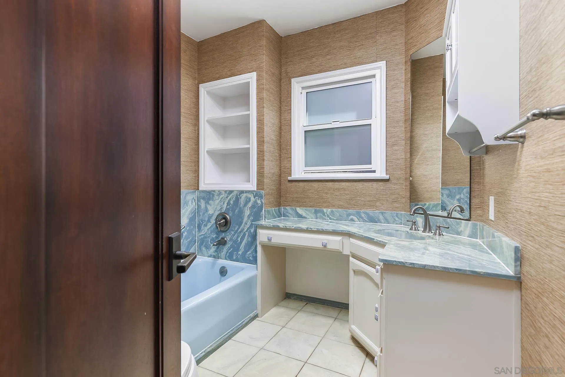 https://cdn.realtyfeed.com/cdn/127/260004996/4fa03a7331823ec815be23d8be831469.webp